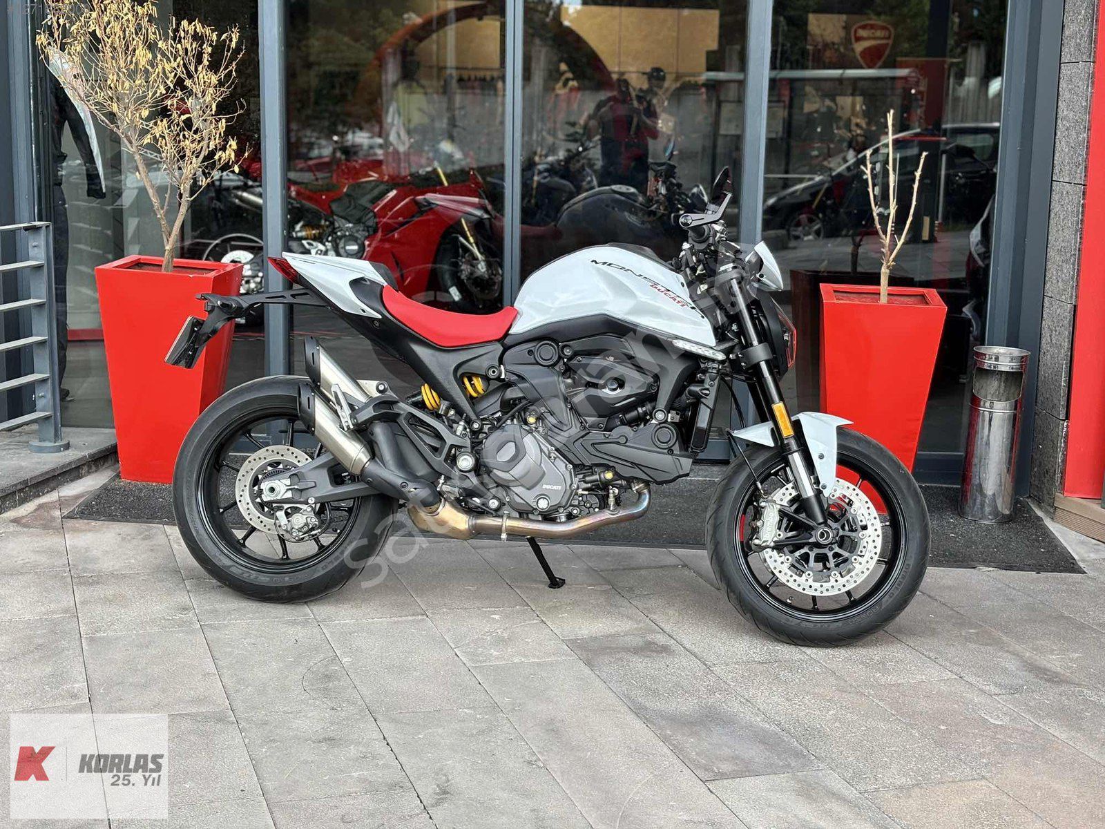 KORLAS ATAŞEHİRDEN MONSTER 937