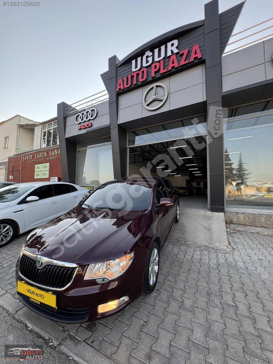 2012 MODEL SKODA SÜPER B 1.6 TDI düşük KM DE