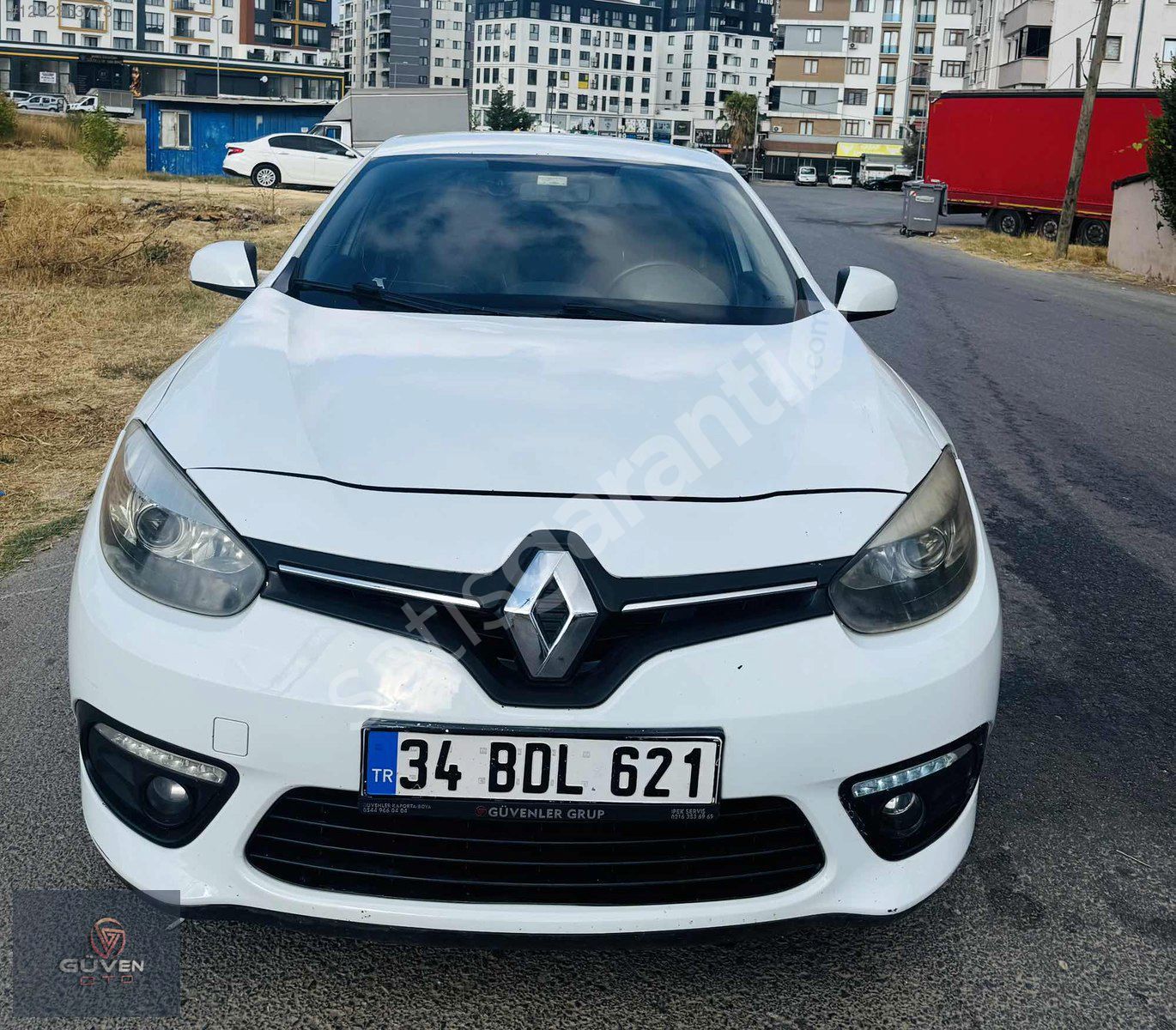 2014 MODEL FLUENCE TOCH PLAS 194. KM DE