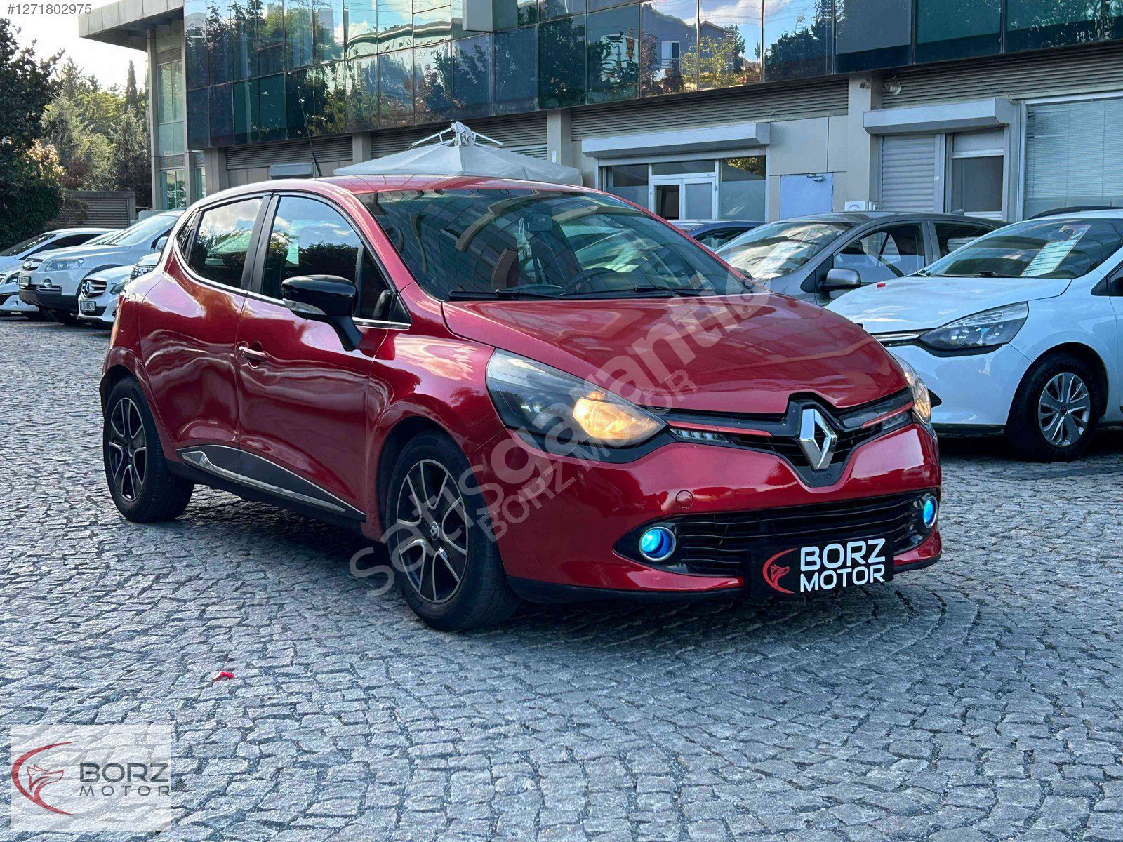 BORZ MOTOR'DAN 2016 RENAULT CLIO LANSMAN RENK+OTOMATİK+CARPLAY!!