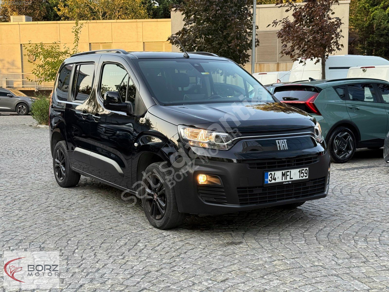 BORZ MOTOR'DAN %0,99 KREDİ HATASIZ 2023 FİAT DOBLO 1.5 BLUEHDI