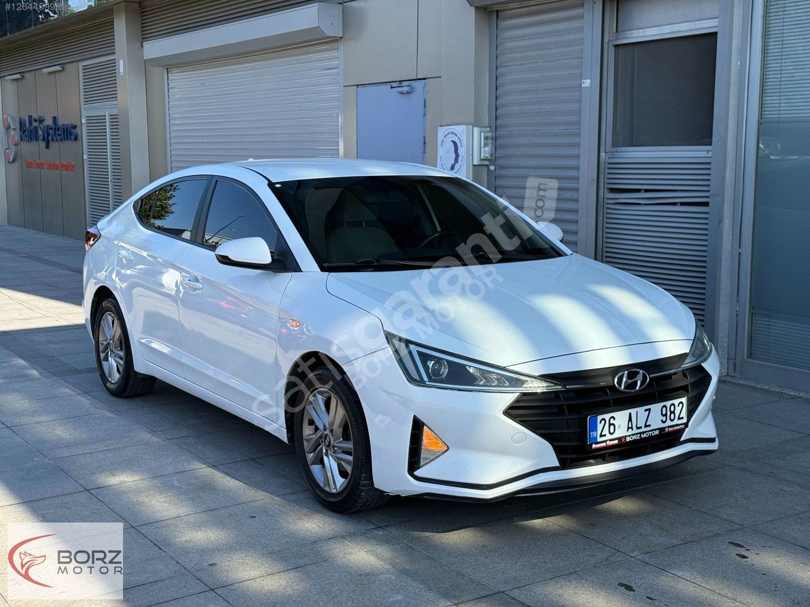 BORZ MOTOR'DAN 2020 HYUNDAİ ELANTRA OTOMATİK+DOUBLE+99.000KM !!!