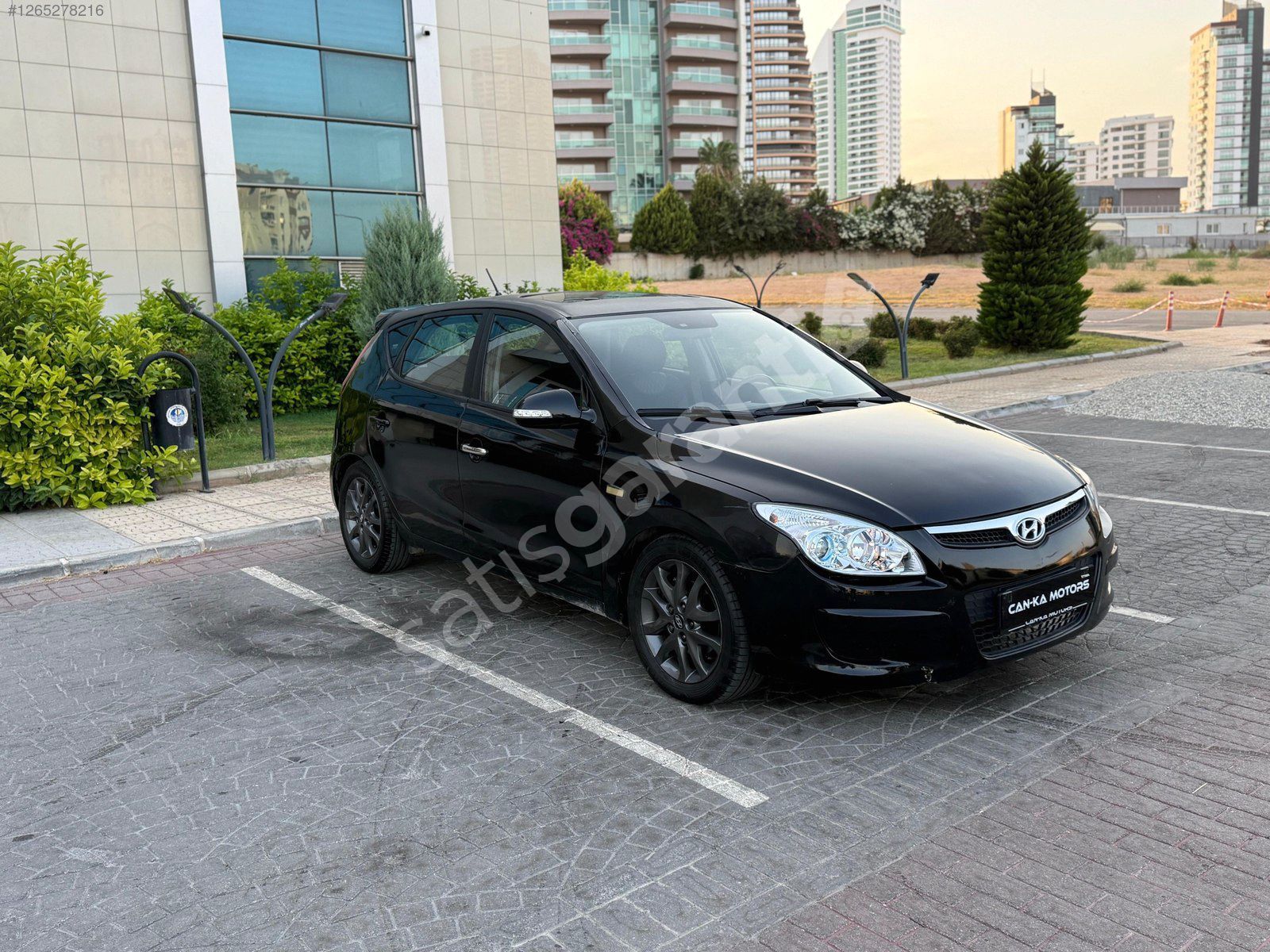 10 MODEL HYUNDAİ i30 SUNROOFLU 1.6 CRDİ STYLE PLUS 115 HP
