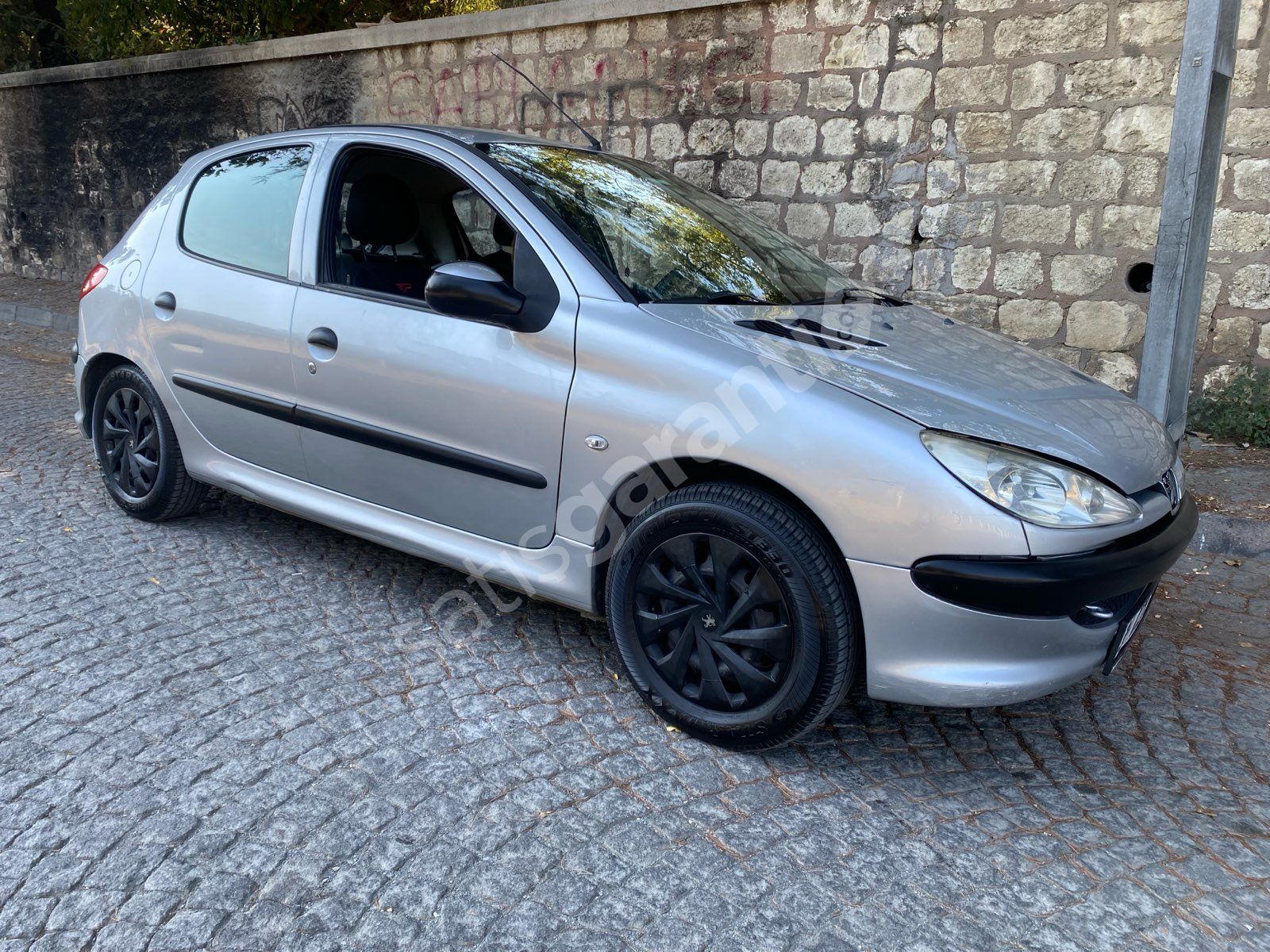 ÇİÇEK GİBİ BAKIMLI