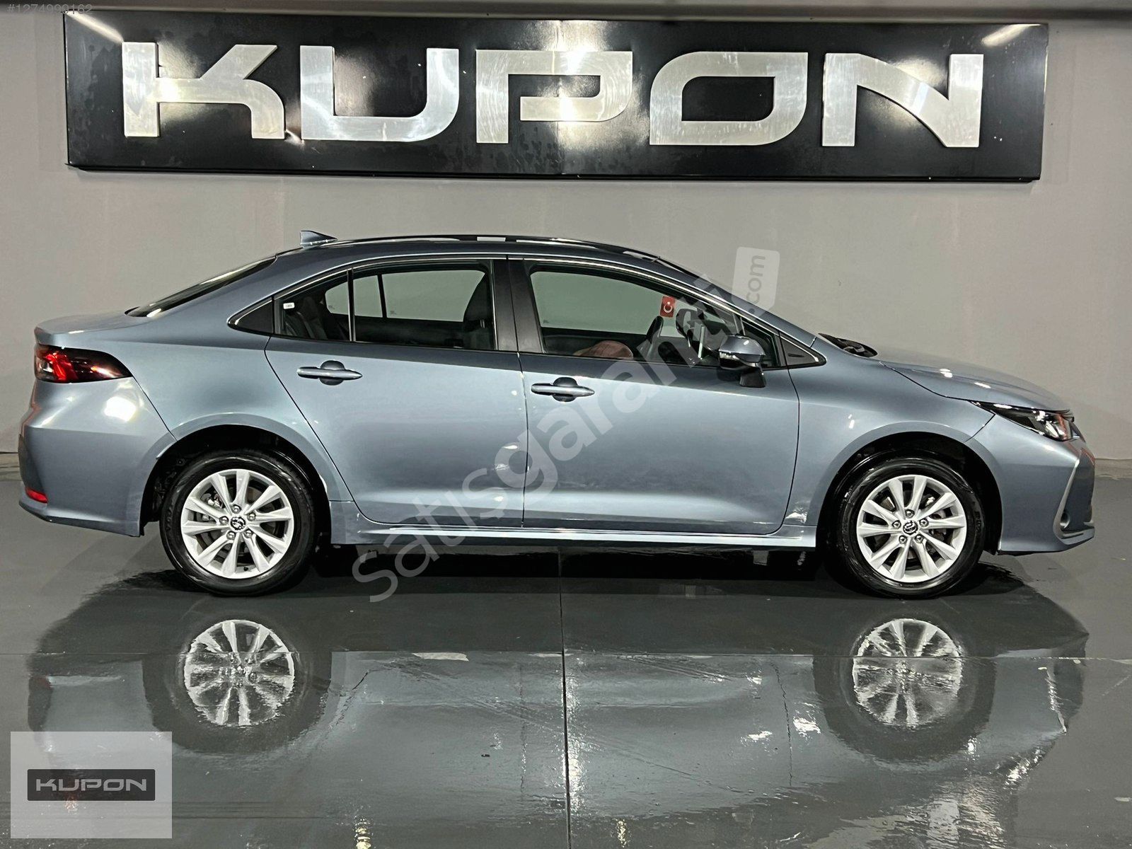 2024 TOYOTA COROLLA 1.8 HYBRID HATASIZ SRVS BAKIMLI %20 KDV