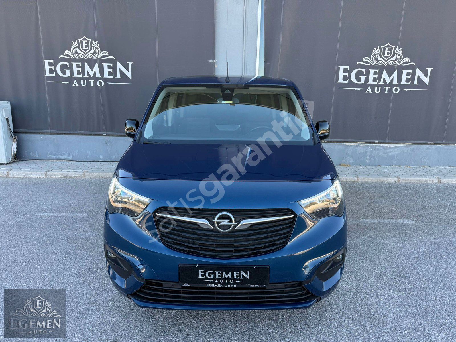 EGEMEN 'DEN 2022 OPEL COMBO ELEGANCE CAMTAVAN 66.000 KM BOYASIZ