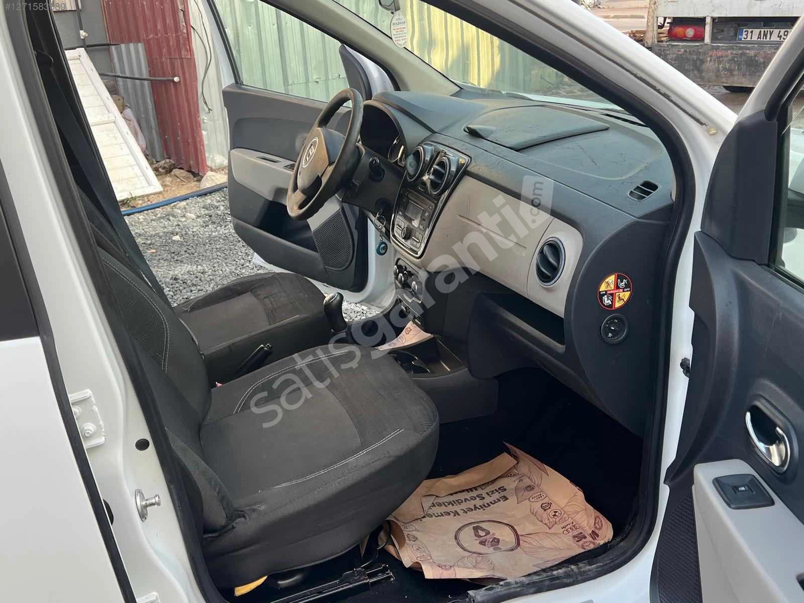 SEZEN OTO' DAN OTOMOBİL KAYITLI FATURALI DACIA LODGY