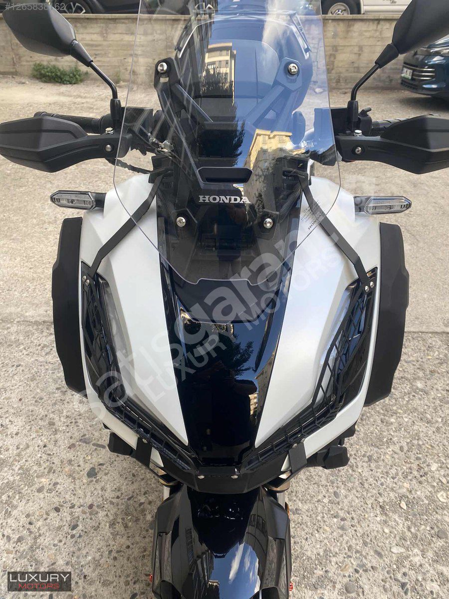 "LUXURY MOTORS"2024 MODEL HONDA ADV 350 HATASIZ FULL AKSESUARLI