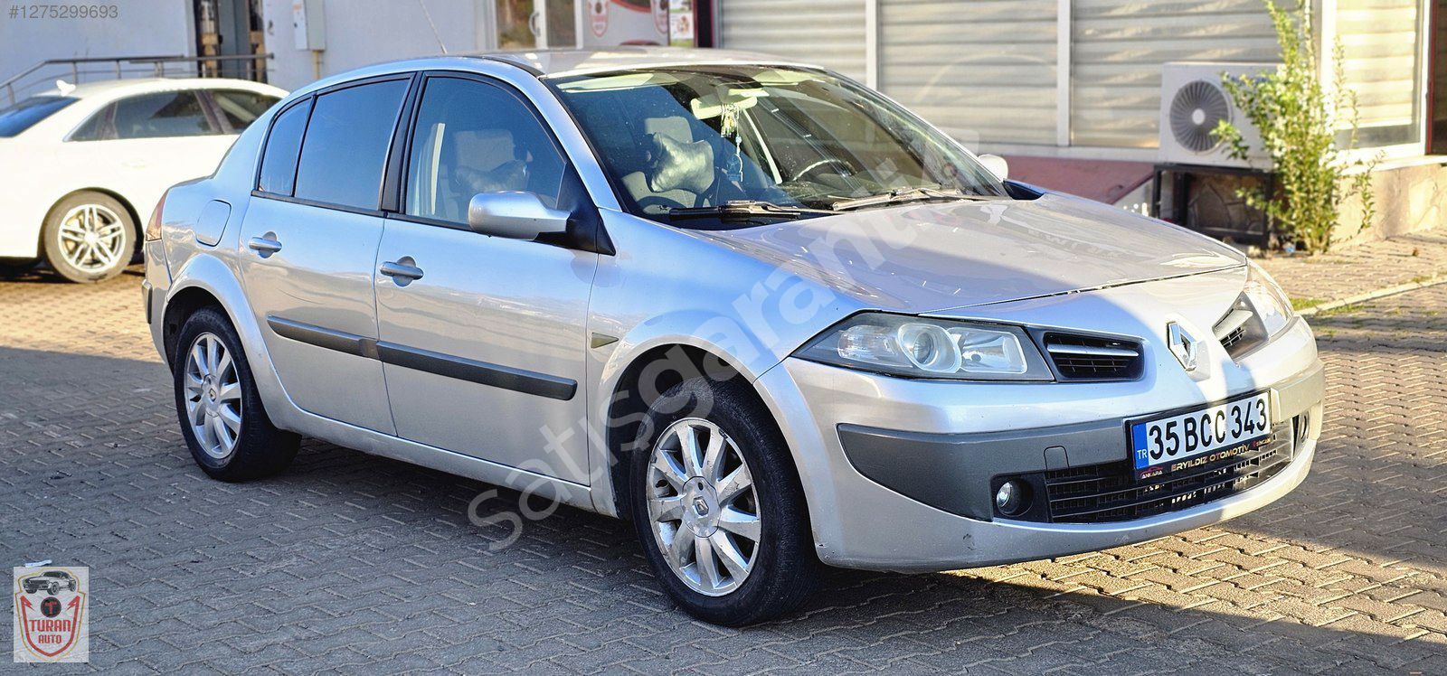 TURAN AUTO'DAN 2010 1.6BNZ+LPG DÜŞÜK KM TERTEMİZ RENAULT MEGANE2