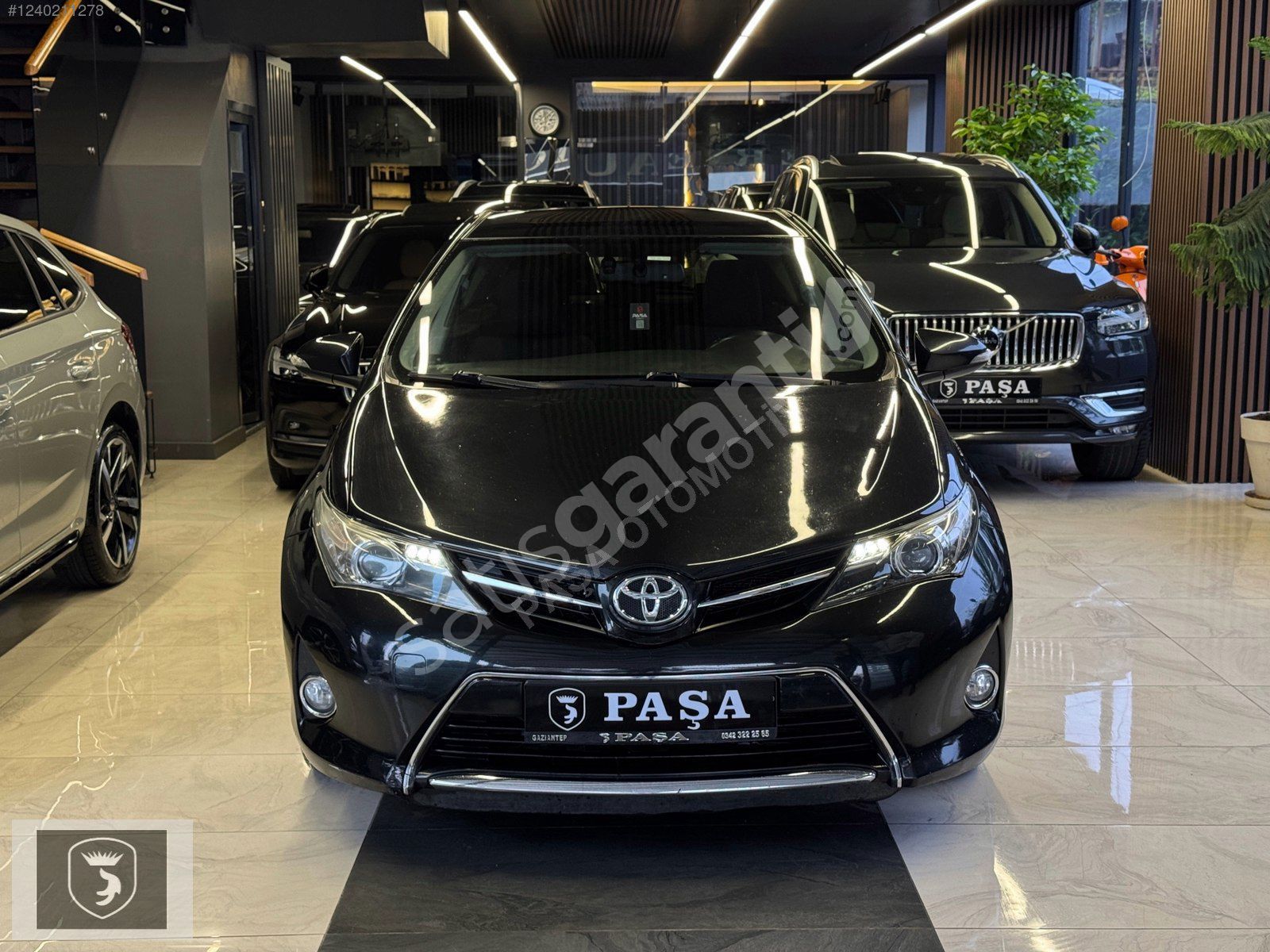 Auris 1.4 D Otomatik Cam Tavan Advance Skypack " PAŞA OTOMOTİV "