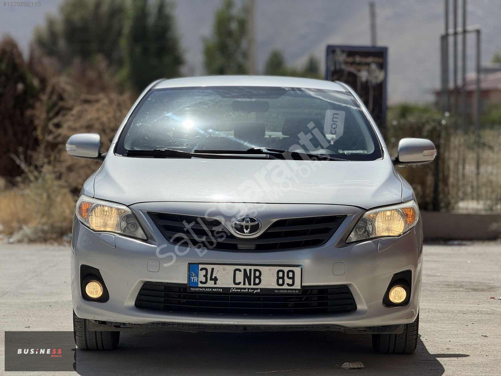 BUSINESS MOTORS'DAN ÇOK TEMİZ İLK ELDEN TOYATA CORALLA