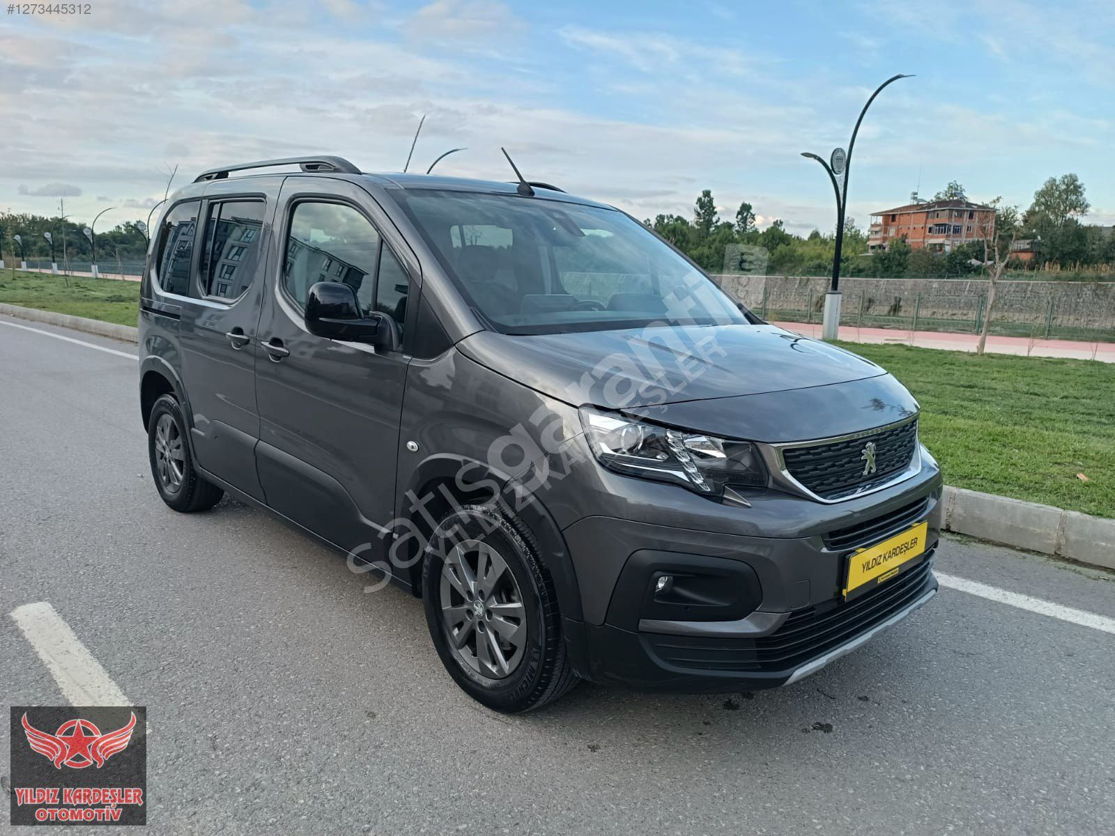 2022 PEUGEOT RİFTER ALLURE HATASIZ BOYASIZ 6 İLERİ K.K 12 TAKSİT
