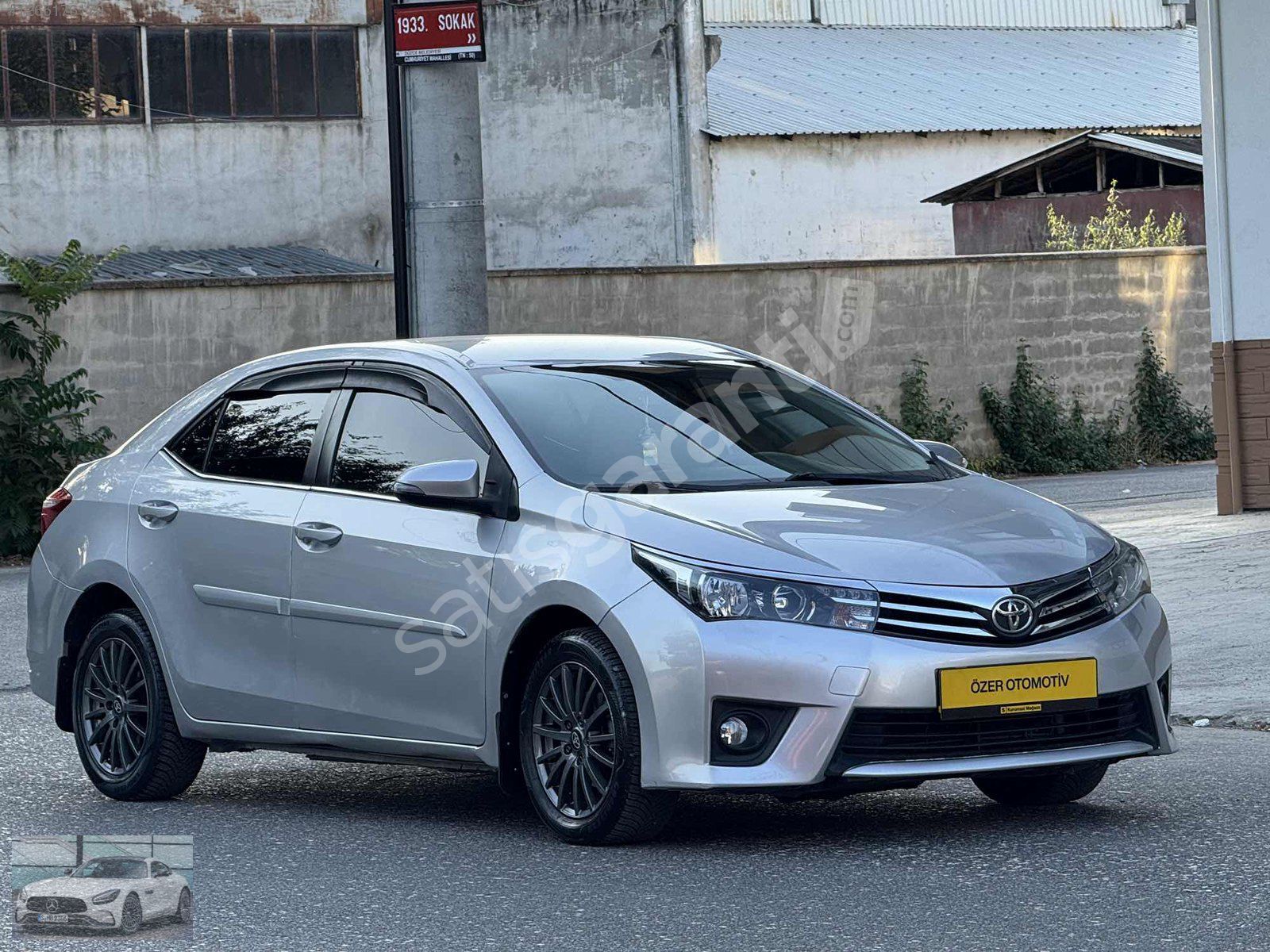 ÖZER OTOMOTİV 2014 TOYOTA CORROLA 183.000 KM FUL KART 12 TAKSİT