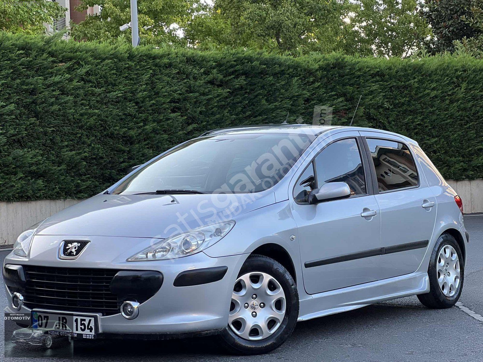HATASIZ YENİ MAKYAJLI KASA 170.000 KM DE PEUGEUT 307 90 HP TEMİZ