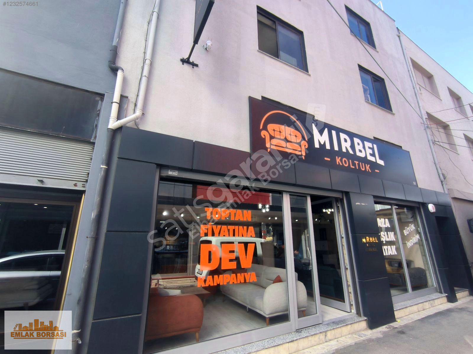 Karabağlar Cadde'ye 150 m Mesafede 4 Katlı Kiracılı Dükkan