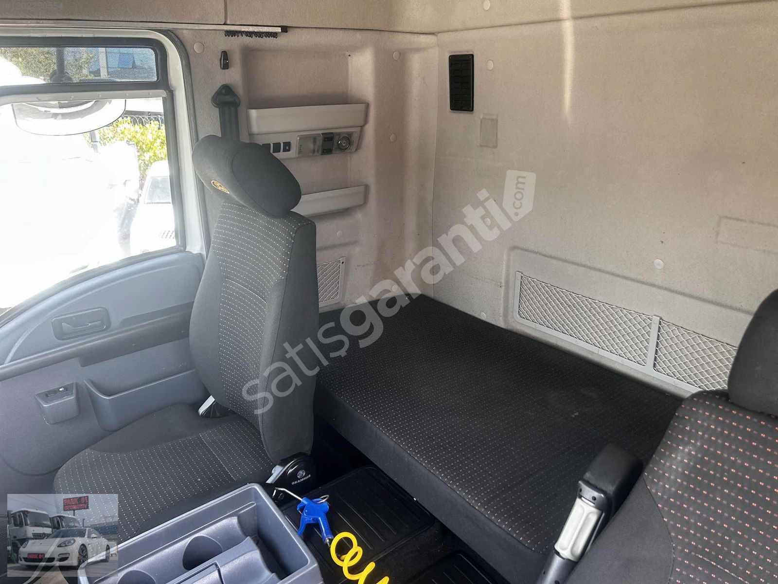 PARK61'DEN 2015 FORD 1838T 338.000 KM ORJİNAL %60 peş 6 ay vade