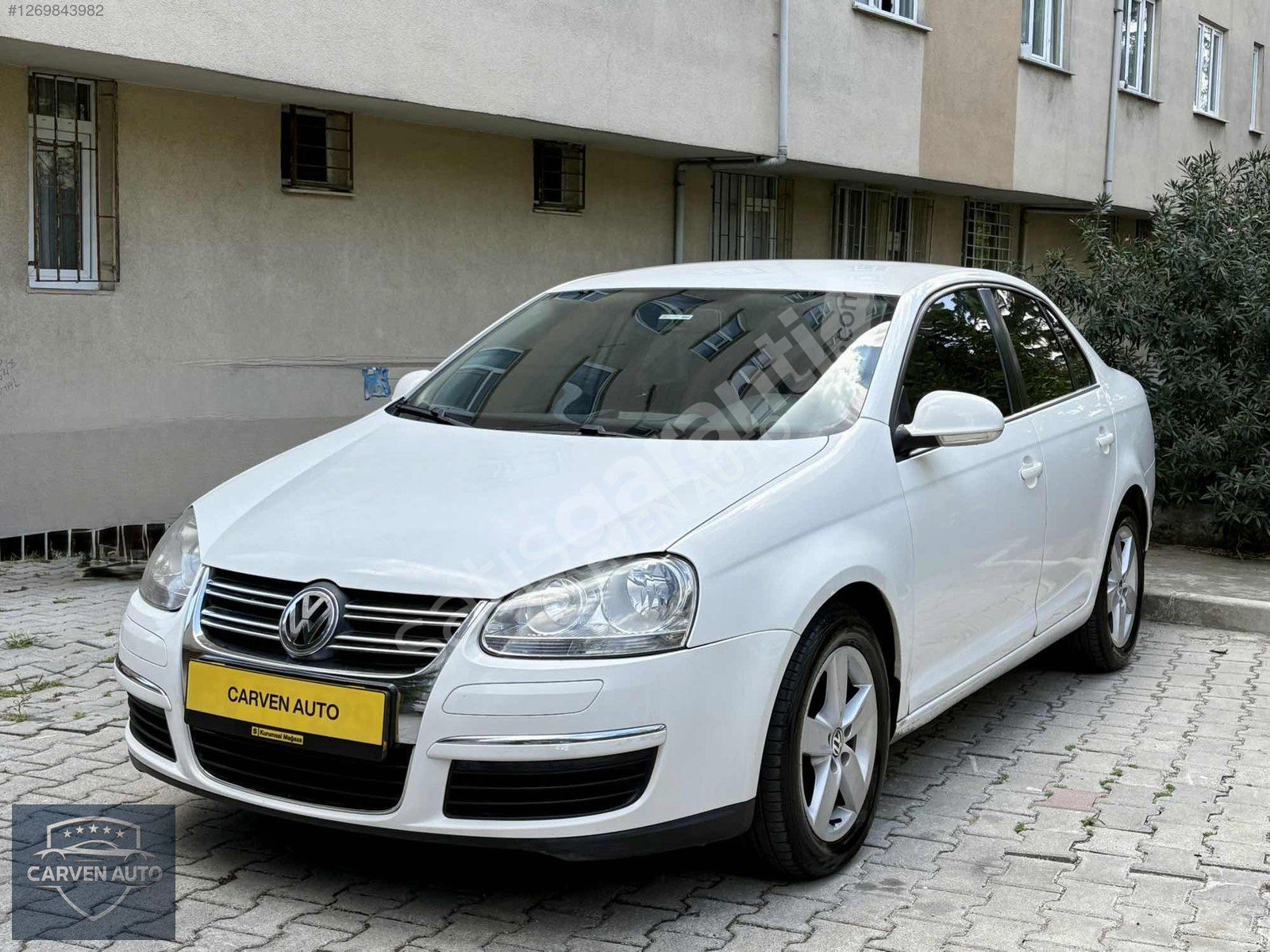 CARVEN AUTO'DAN 2011 JETTA 1.6 TDİ OTOMATİK DÜŞÜK KM