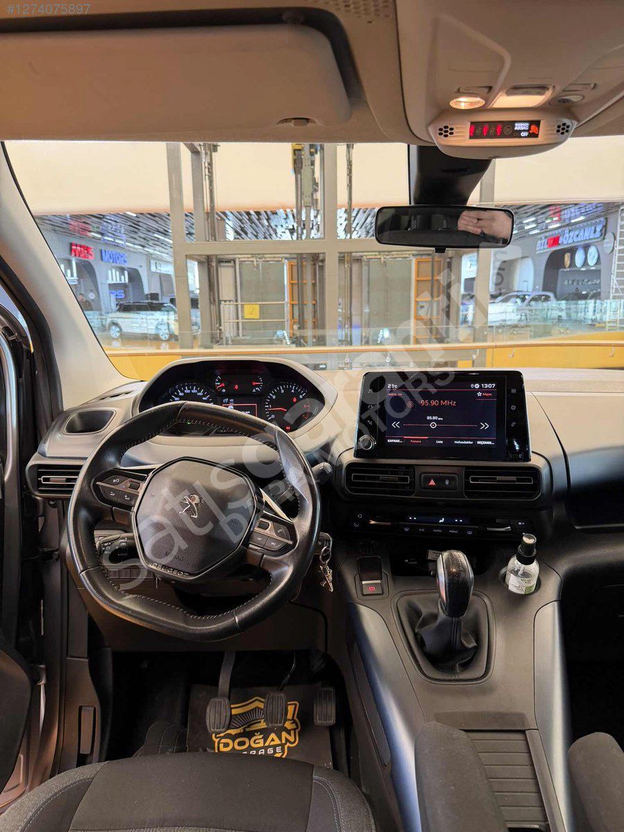 319 BİN TL PEŞİN, KALANI 48 AY VADE İMKANI - PEUGEOT RİFTER