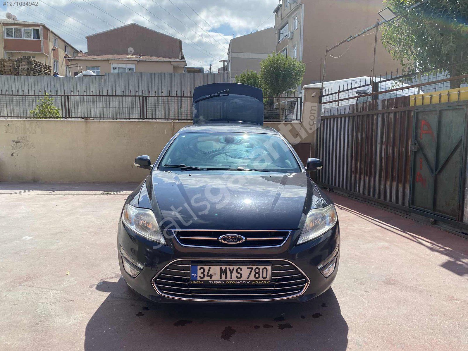 Tuşba Otomotiv den hatasız boyasız 2011 Fort mondeo