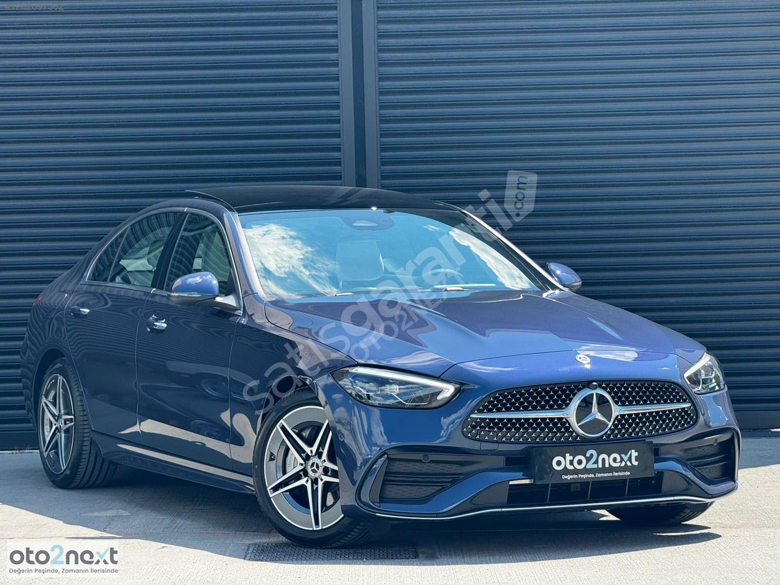 OTO2NEXT 2025 MERCEDES C200AMG/KEYLESS/NEVA GRİ DERİ/AMBİYANS