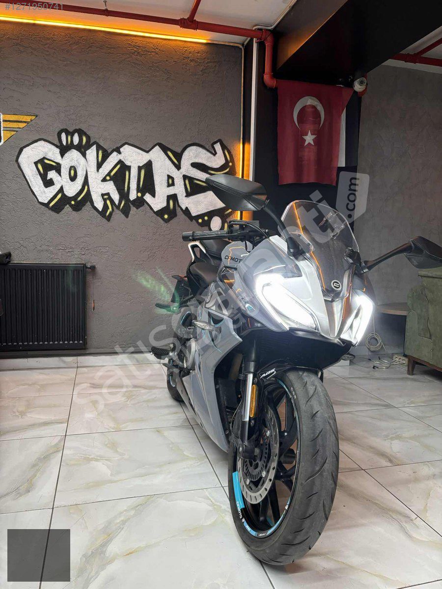 AUTO GÖKTAŞ - CFMOTO 250SR TEMİZ BAKIMLI HATASIZ