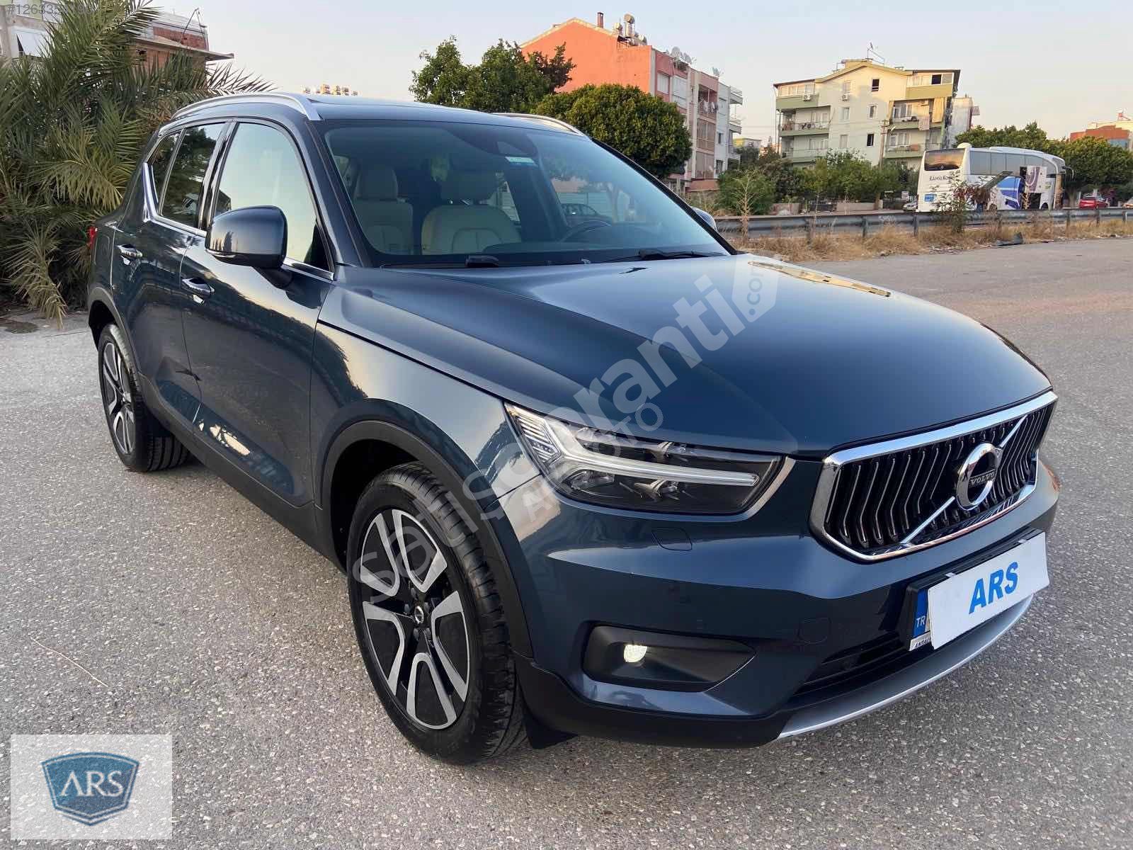 2021 Volvo XC40 1.5 T3 Inscription - Cam Tavan