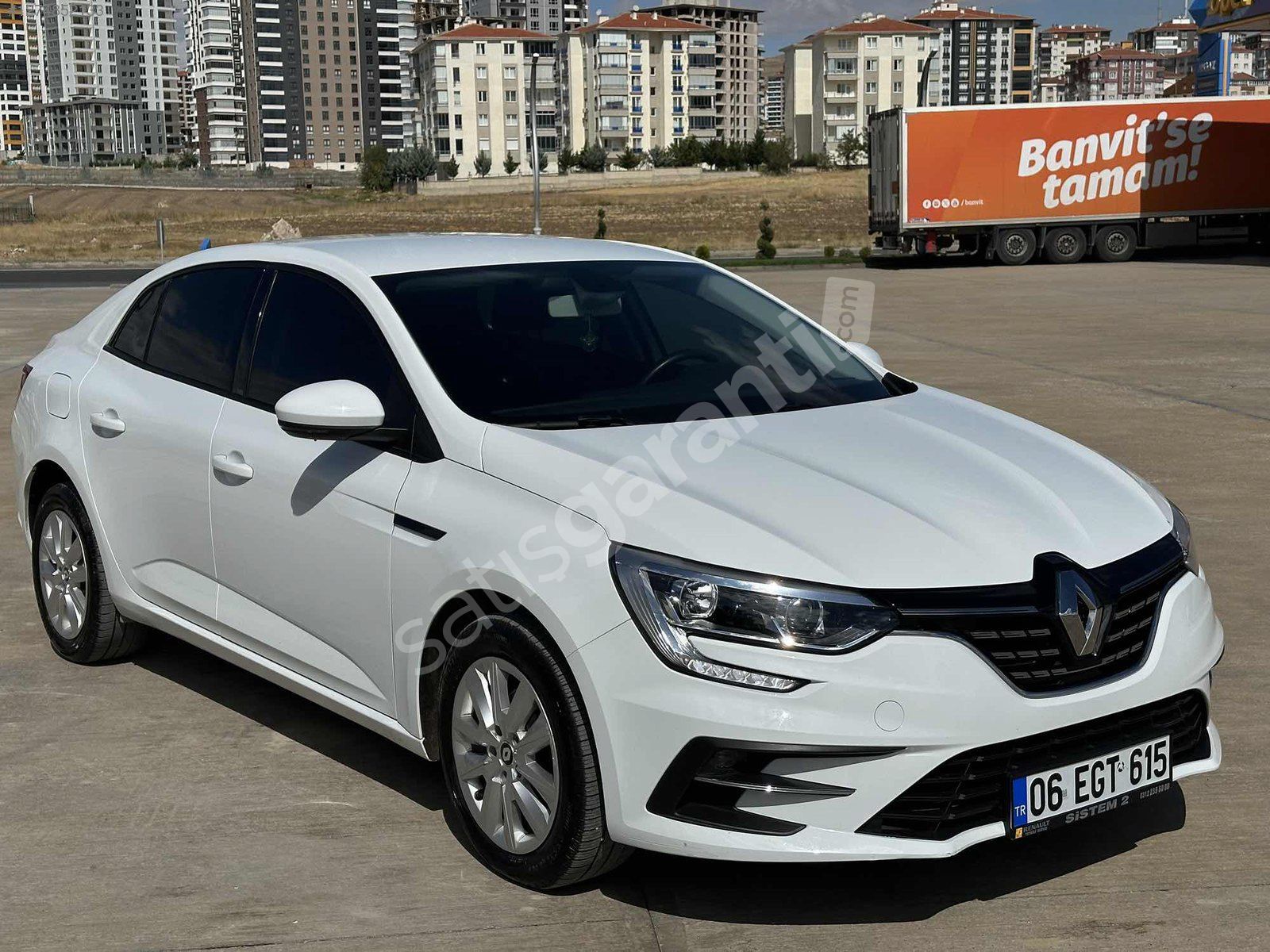 60_bin km de BOYASIZ megane