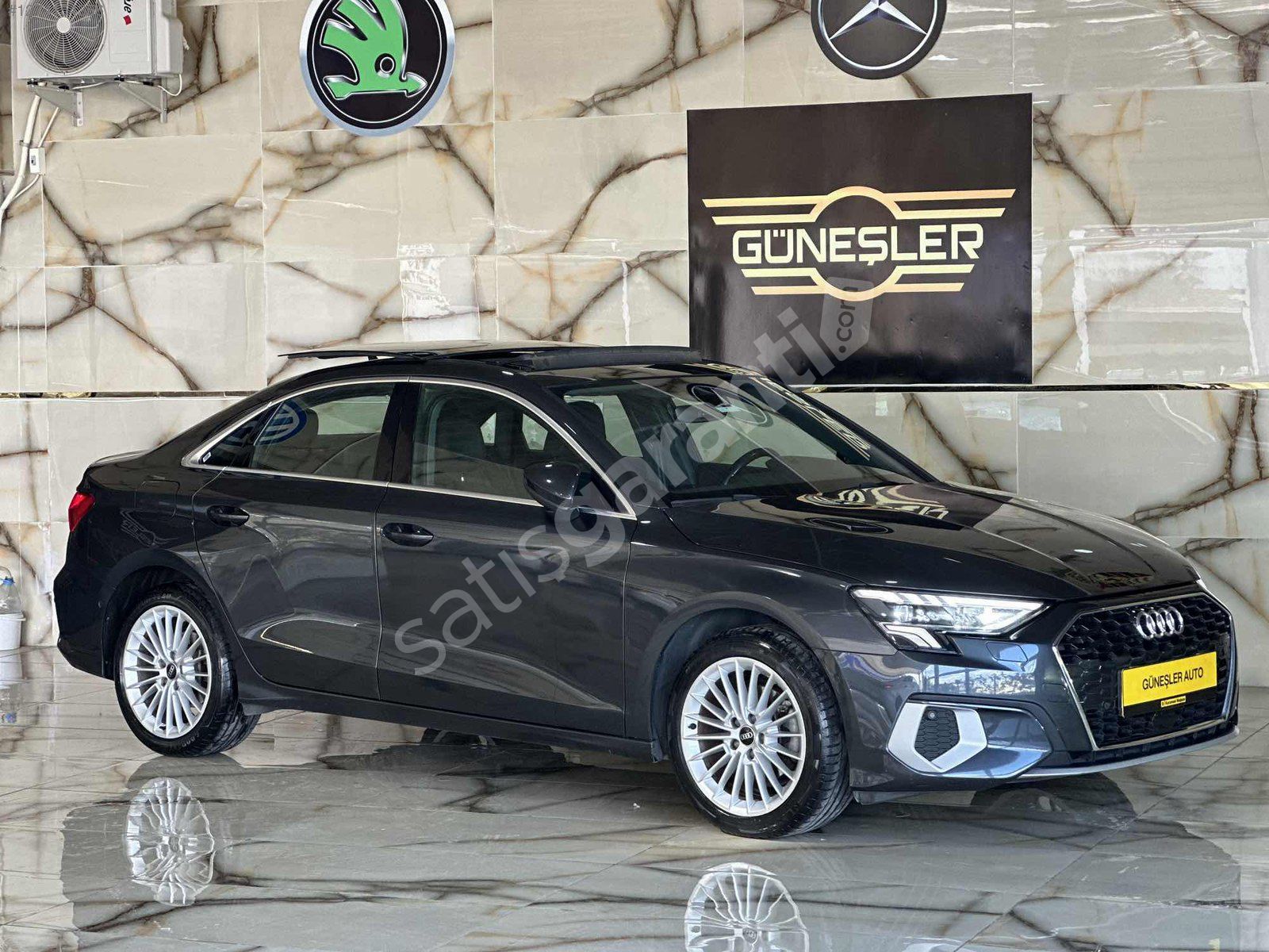 GÜNEŞLER'DEN HATASIZ 2023 AUDİ A3 35TFSİ ADVENCED CAM TAVAN