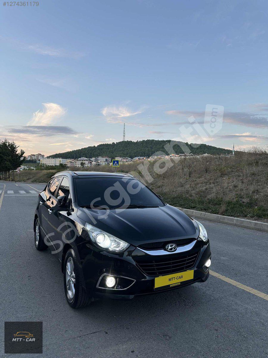 MTT-CAR'DAN TERTEMİZ HATASIZ BOYASIZ CAM TAVANLI HYUNDAİ İX35