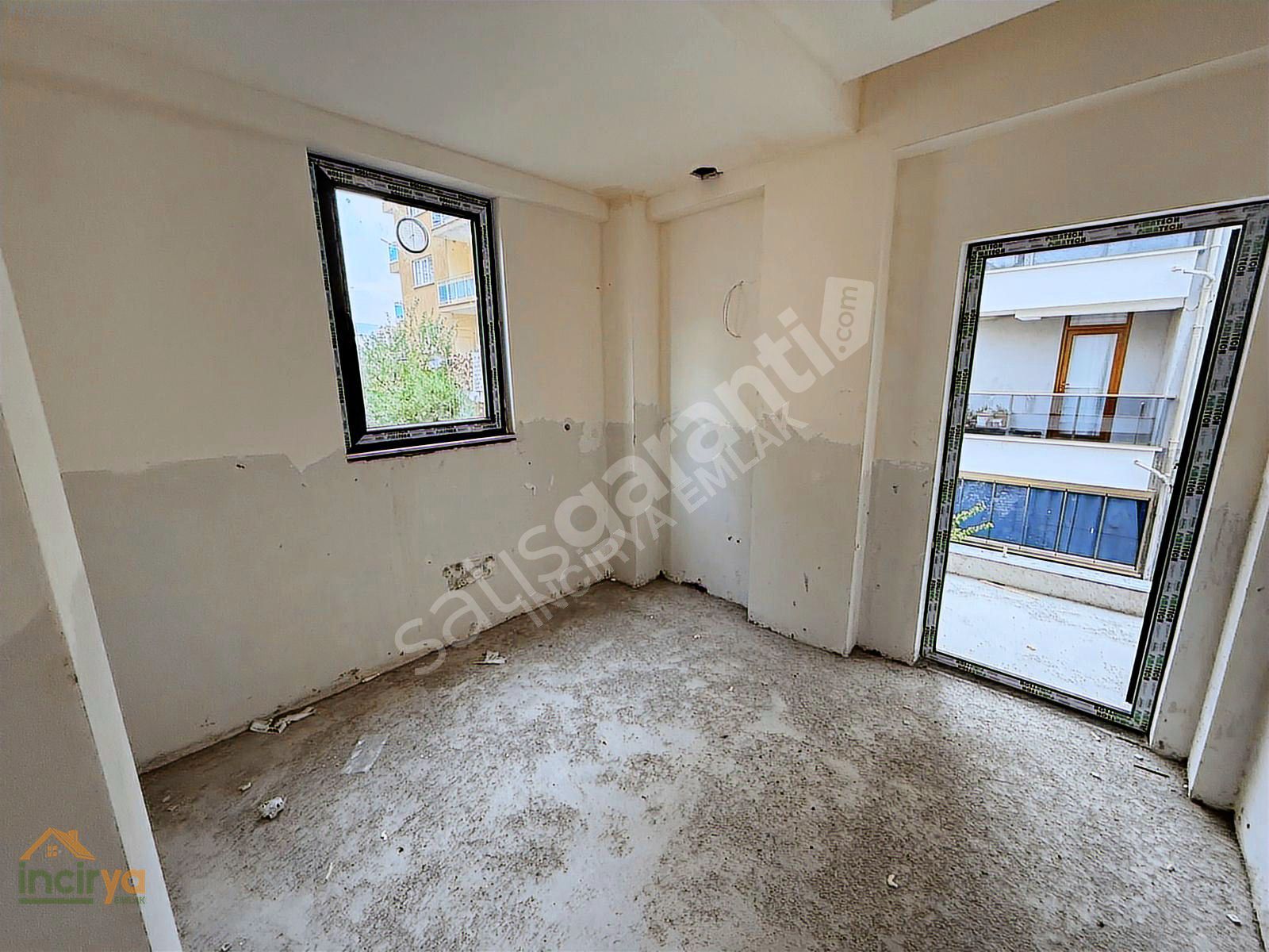 ACIPAYAM MERKEZDE HARİKA KONUMDA SATILIK SIFIR 2+1 ARAKAT DAİRE