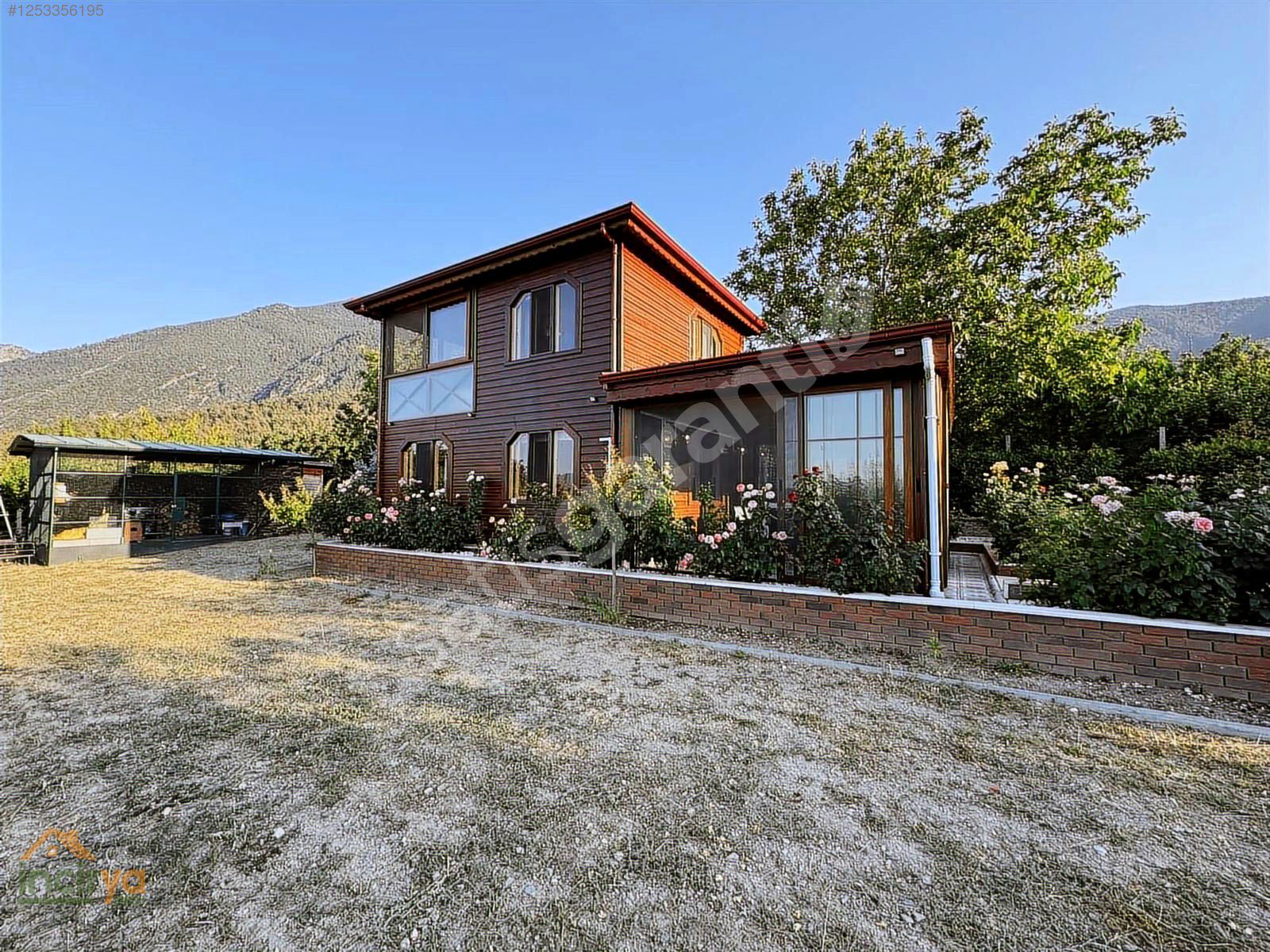 PAZARLIKSIZ HONAZ MENTEŞE ANAYOL ÜZERİ 3700 M² ARAZİ/MÜSTAKİL EV