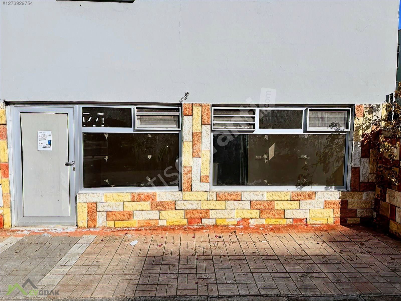 MEZİTLİ SAHİL | 30 mt Uzaklıkta 40 m² Kiralık Dükkan