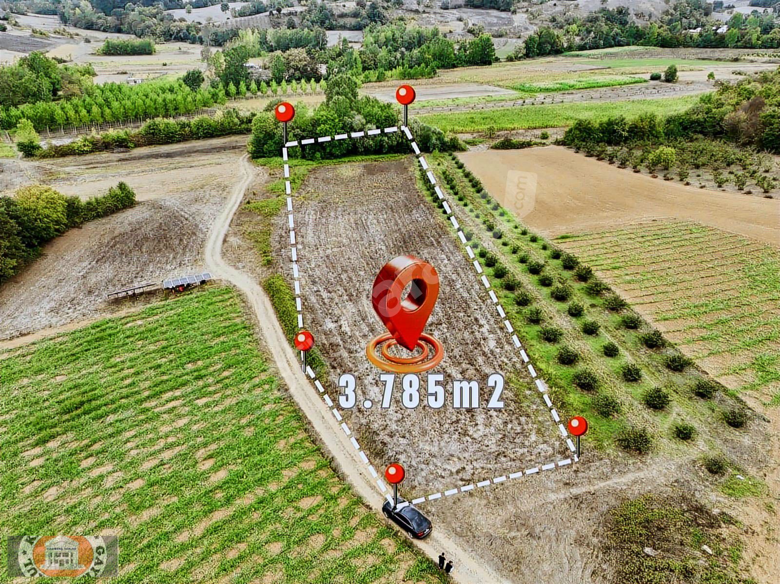 KOCAKAYMAZ KÖYÜNDE RESMİ YOLA CEPHELİ 3.785m2 O.S.B BÖLGESİNDE