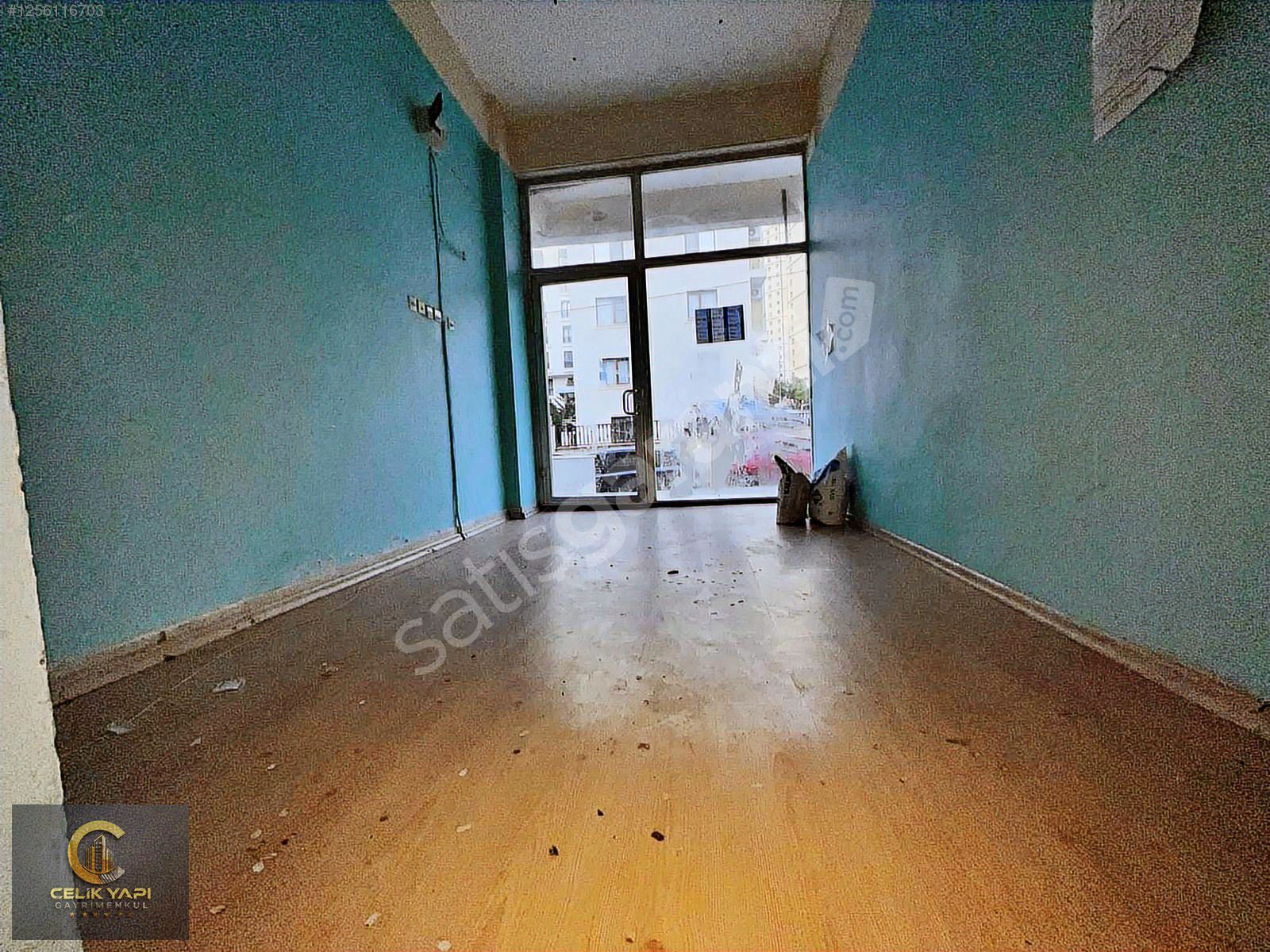 ÇELİK GAYRİMENKULDEN TEMİZ MARAFSIZ KİRALIK DÜKKAN WC MUTFAK VAR