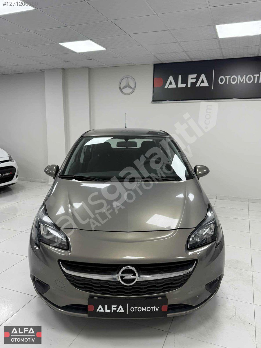 BOYASIZ 2015 MODEL ORİJİNAL 37.000 KM'DE OPEL CORSA 1.2 ESSENTİA