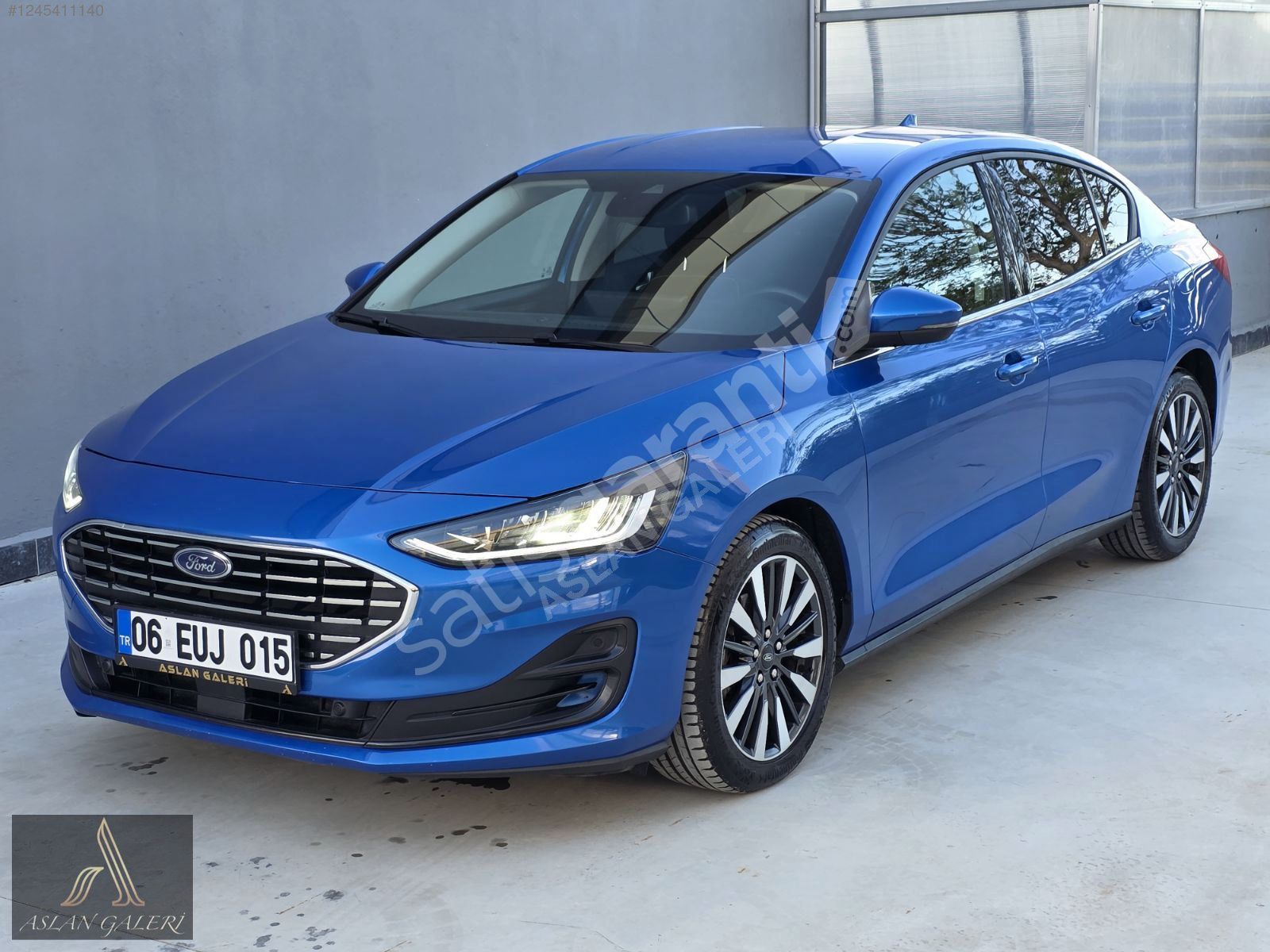 ASLAN GALERİDEN 2023 MODEL DİZEL OTOMATİK TİTANİUM X FULL PAKET