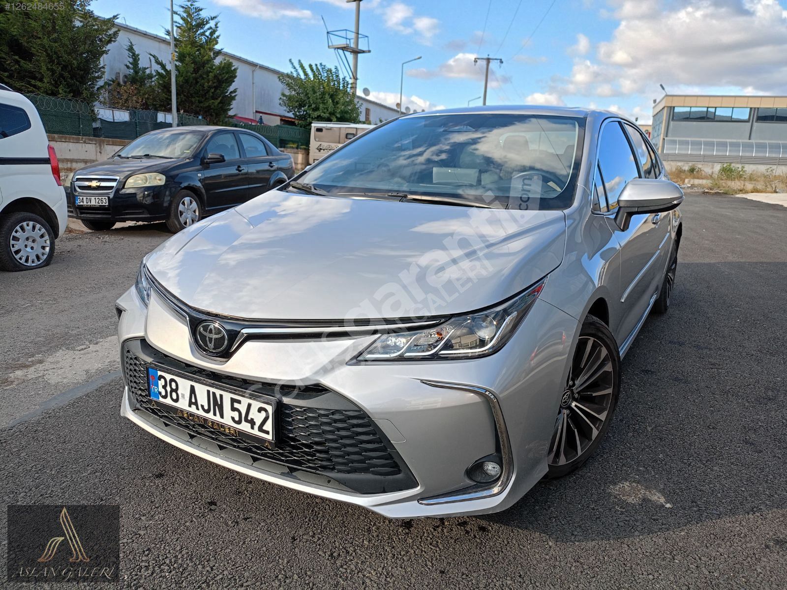 ASLAN GALERİDEN, 2023 MODEL 1.5 FLAME X PACK FULL PAKET COROLLA