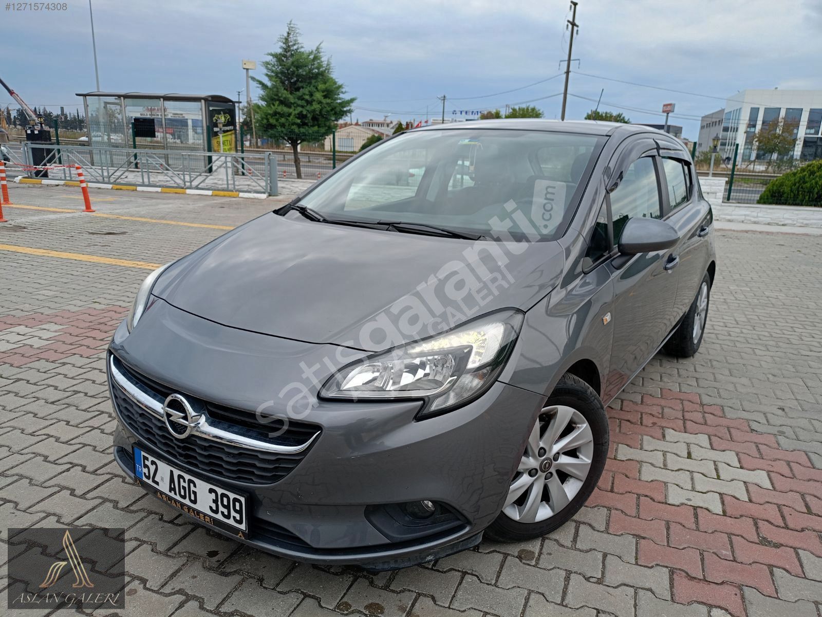 ASLAN GALERİDEN HENÜZ 46BİN KM'DE TAM OTOMATİK VİTES OPEL CORSA