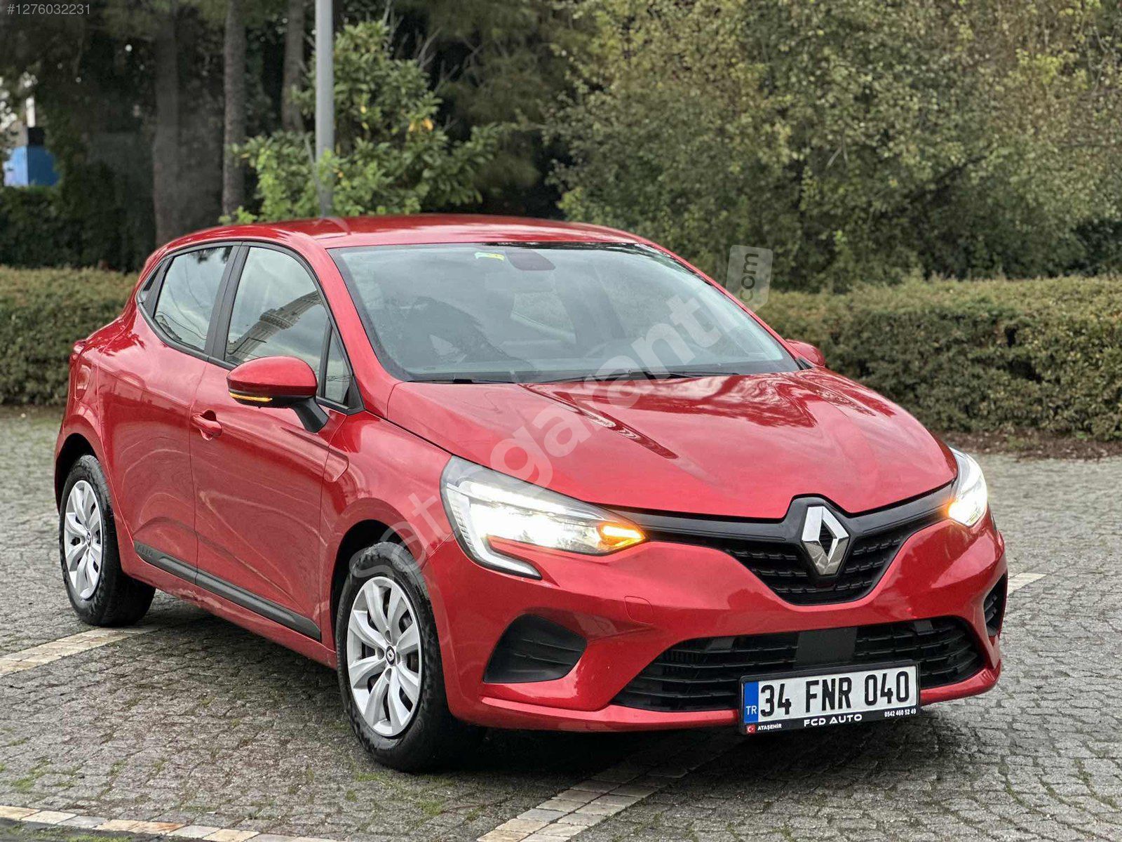 2022 CLİO 1.0 TCe JOY OTOMATİK TESLA, 63.000 KM,LANSMAN KIRMIZI