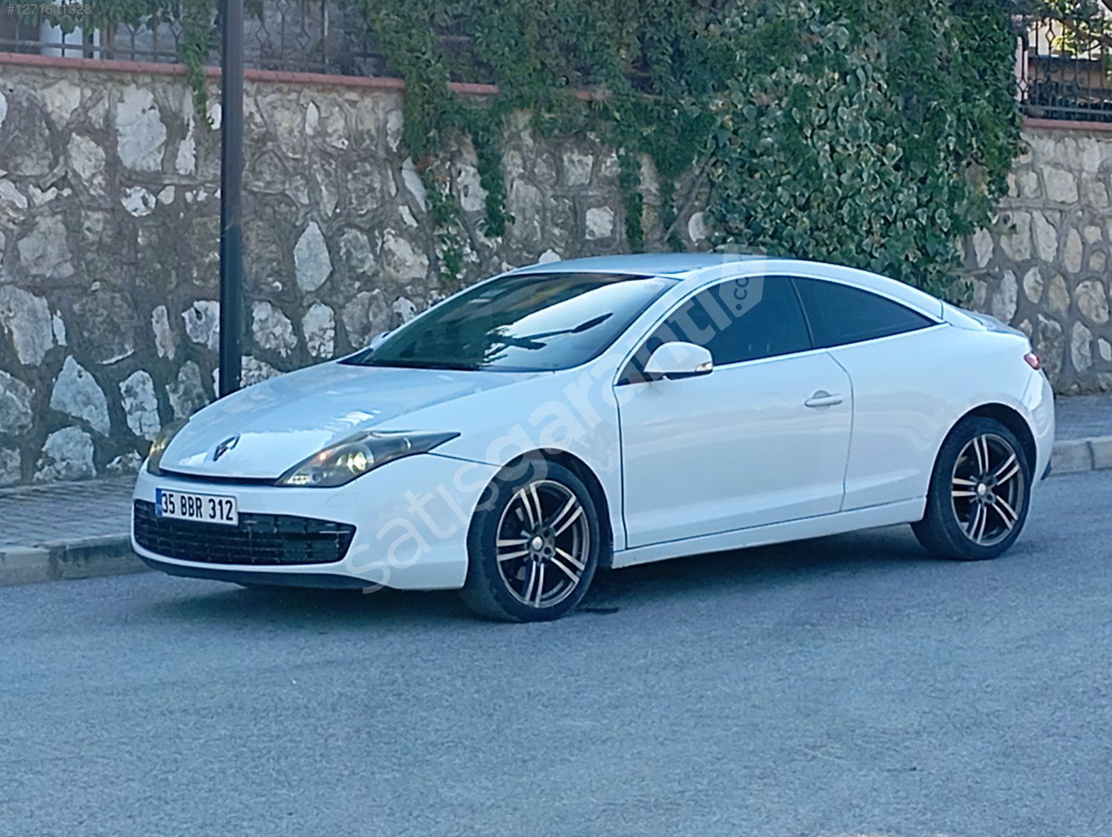 İKİNCİ KULLANICI 2010 MODEL LAGUNA COUPE 2.0 DİZEL OTOMATİK ORJ.