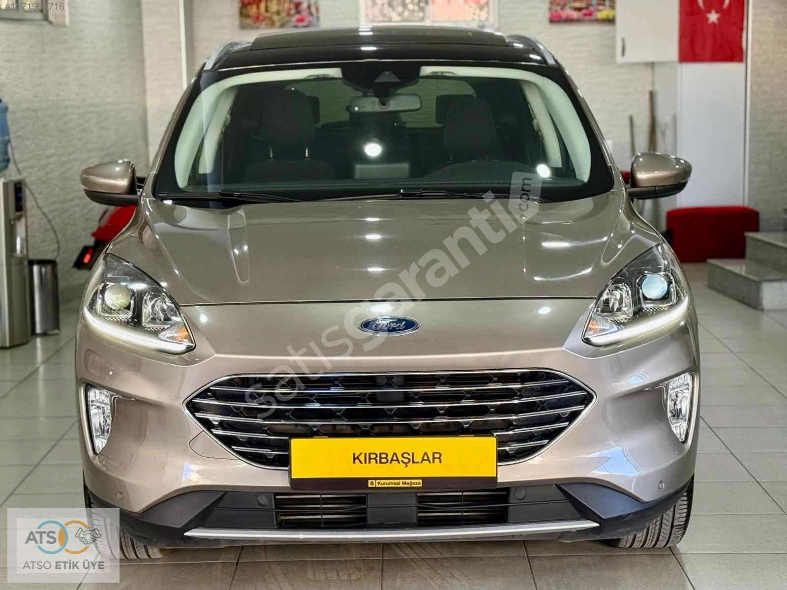 KIRBAŞLAR'DAN KUGA 1.5 ECOBLUE TİTANIUM 2020 MOD.SUNROF CAM TAVN