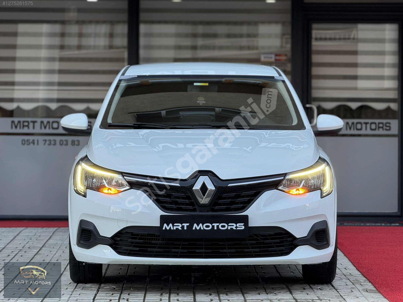 HATASIZ BOYASIZ / 90 BİN KM / 2022 / 1.0 TCE JOY / OTOMATİK