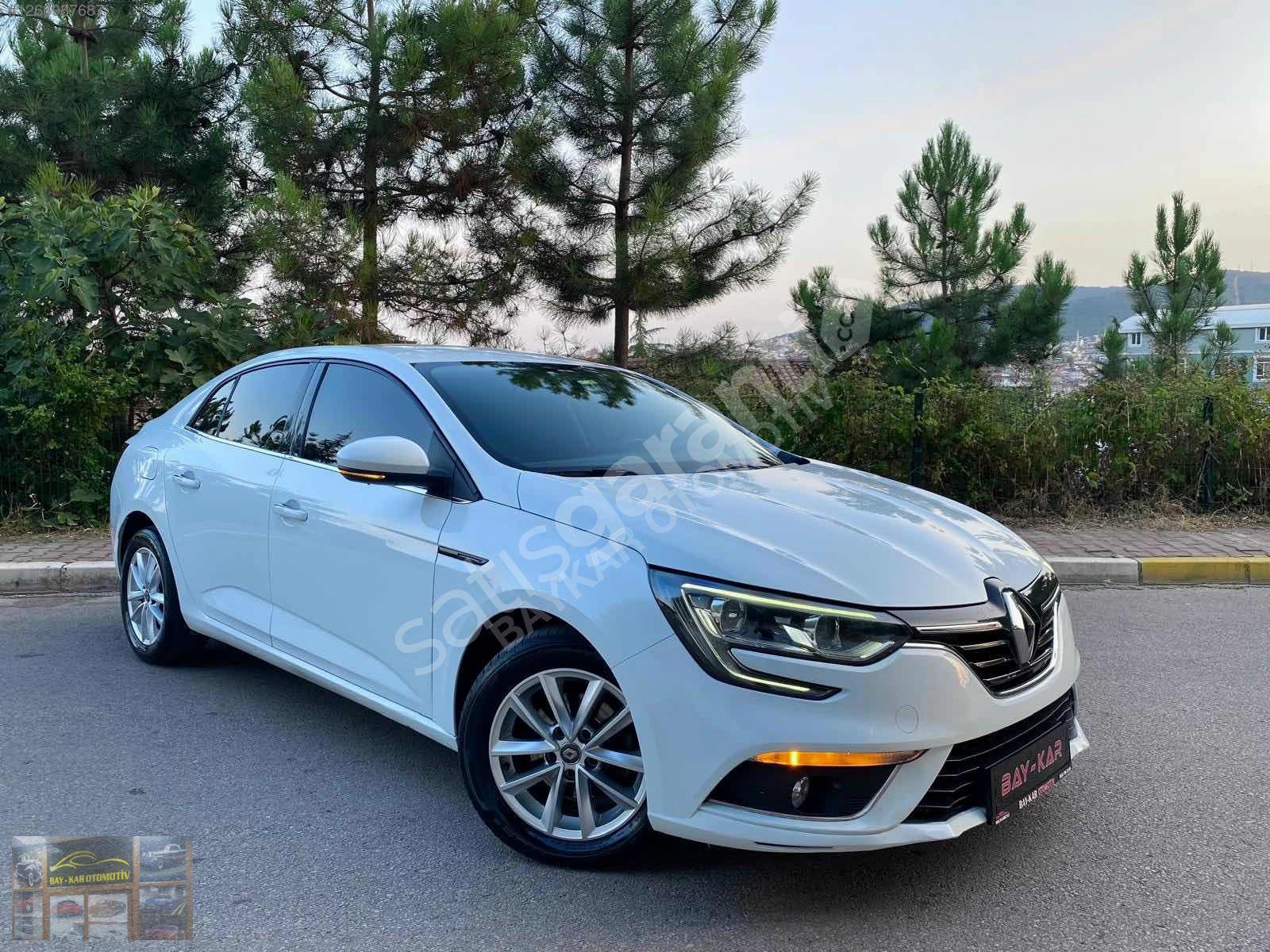 2020 MODEL MEGANE TOUCH OTOMATİK 106 BİN KM SERVİS BAKIMLI