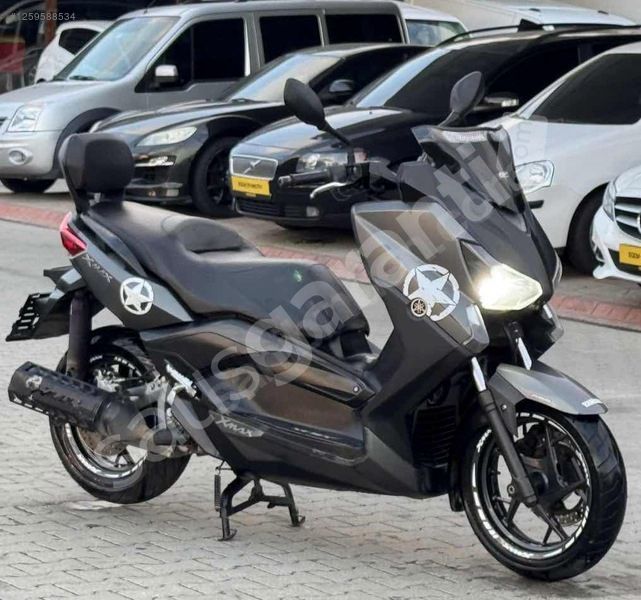 YAMAHA X-MAX250 ABS