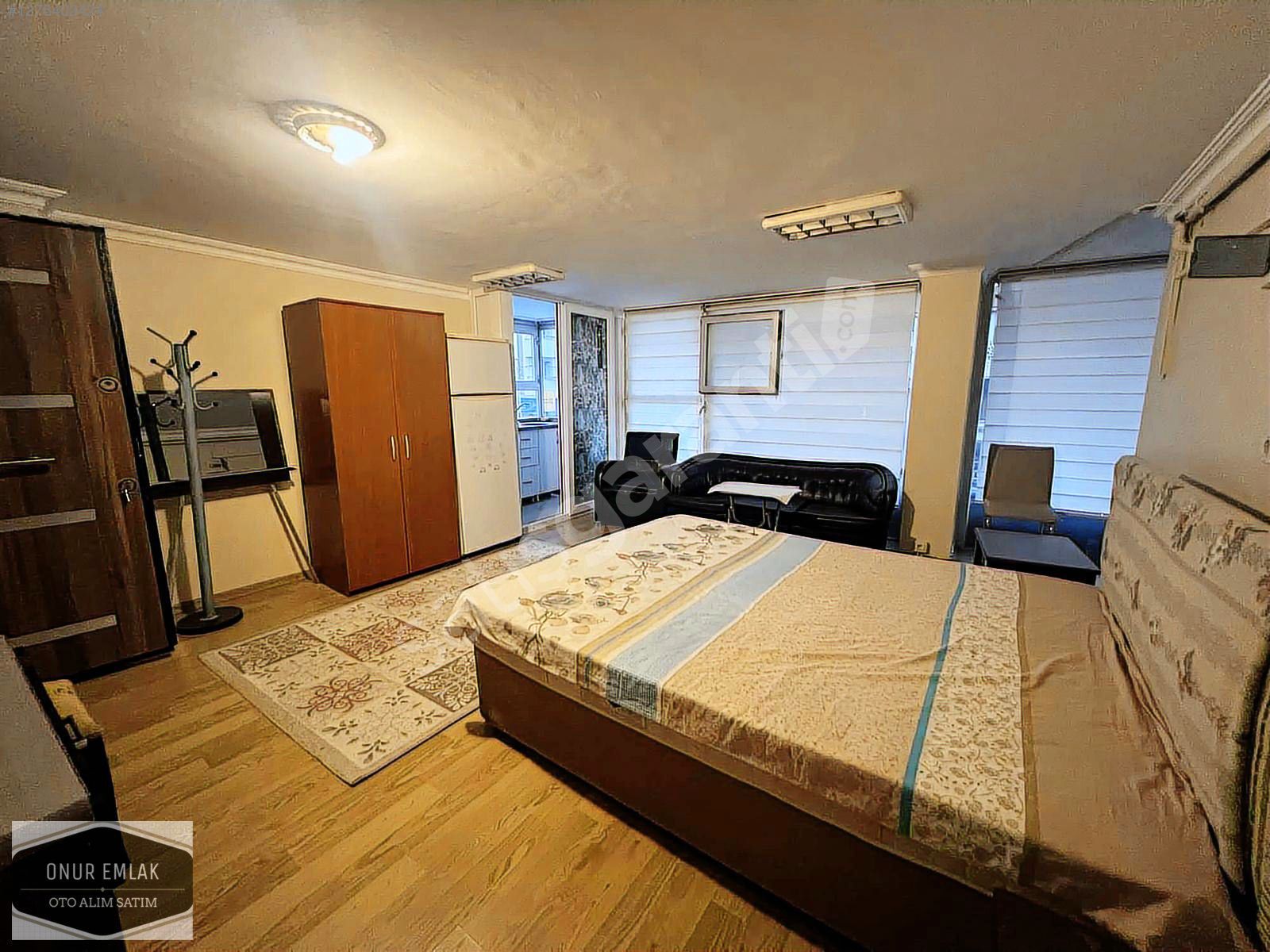 MALTEPE FINDIKLI'DA ANA CADDE ÜZERİ TEMİZ EŞYALI 1+0 DAİRE