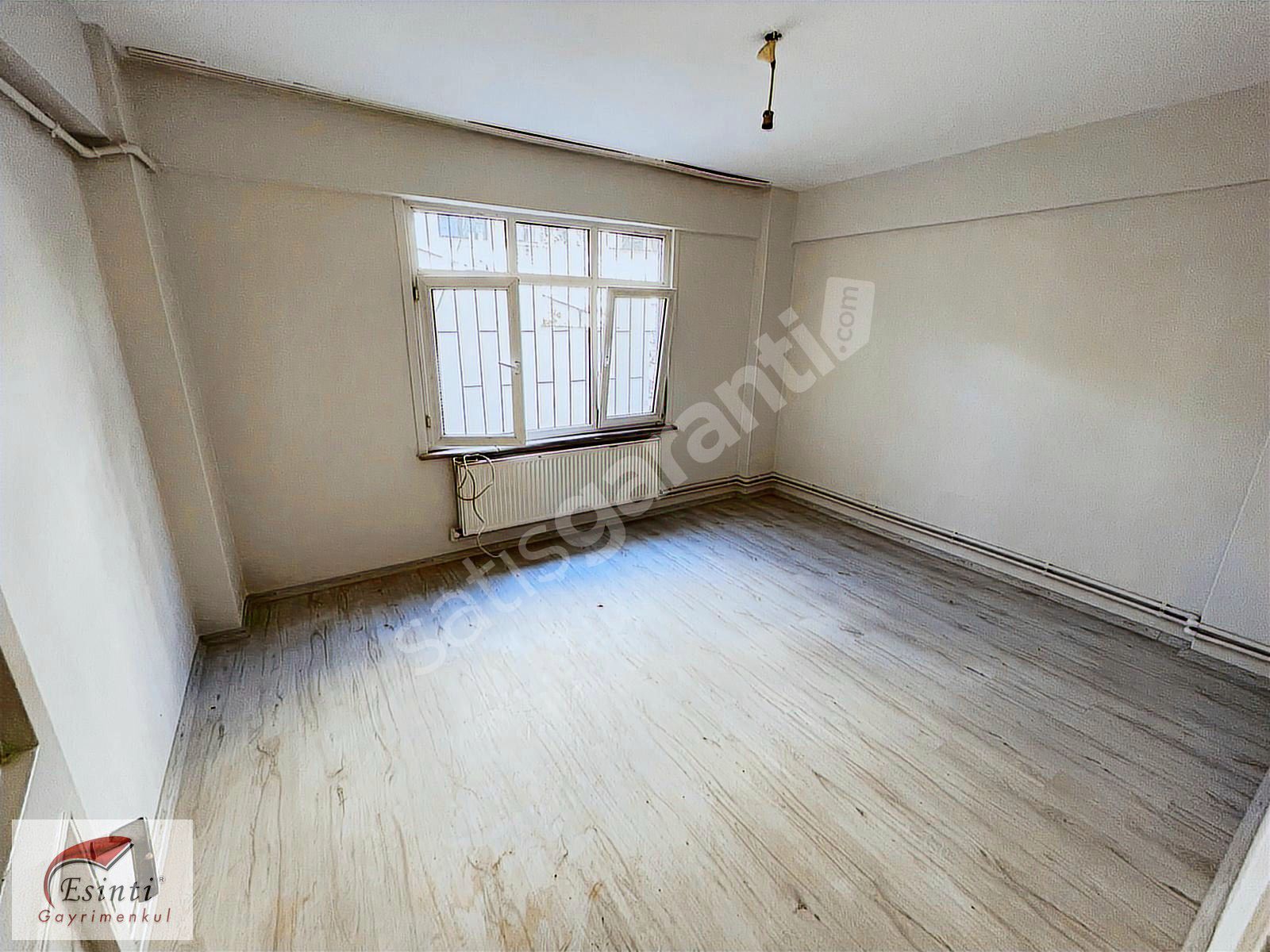 YENİSAHRA'DA ULAŞIMIN MERKEZİNDE BAHÇE KULLANIMLI 3+1 DAİRE
