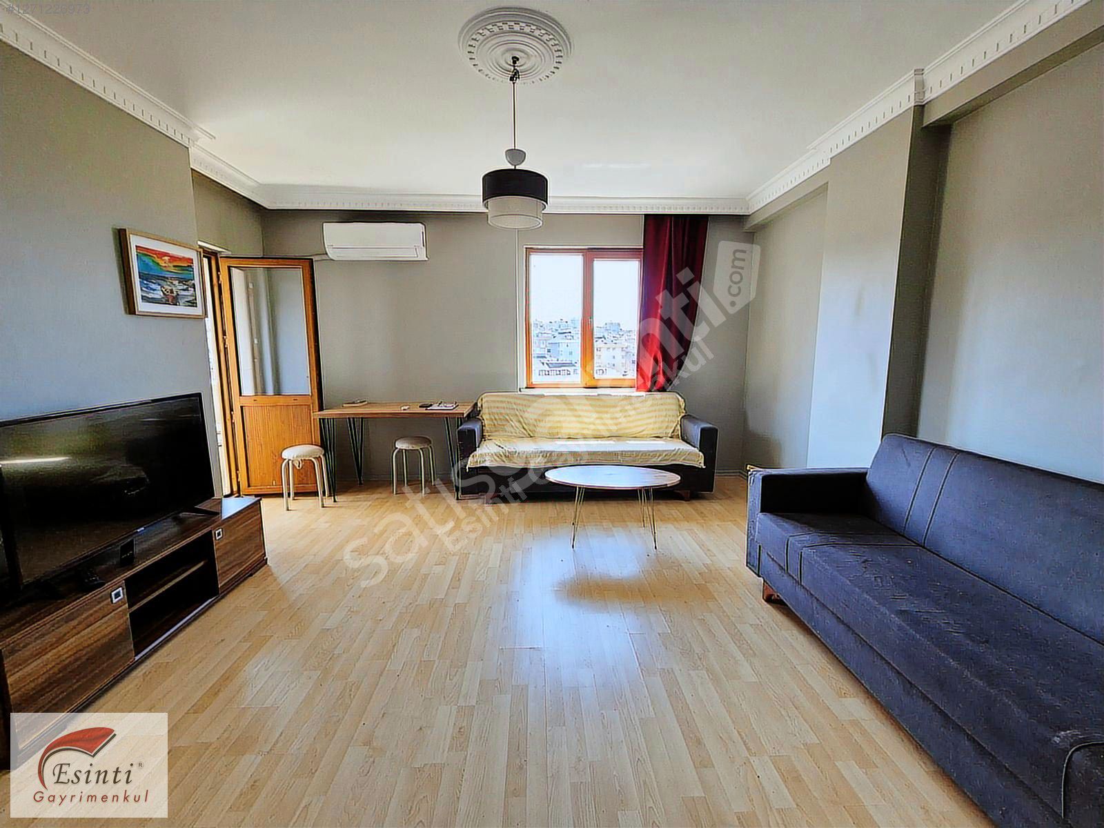 İNÖNÜ'DE CADDEYE YAKIN ARA KAT AYRI MUTFAKLI EŞYALI 1+1 DAİRE