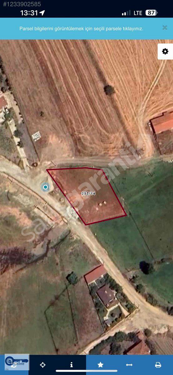 EVİM Emlaktan 857 metre köy imarlı arsa