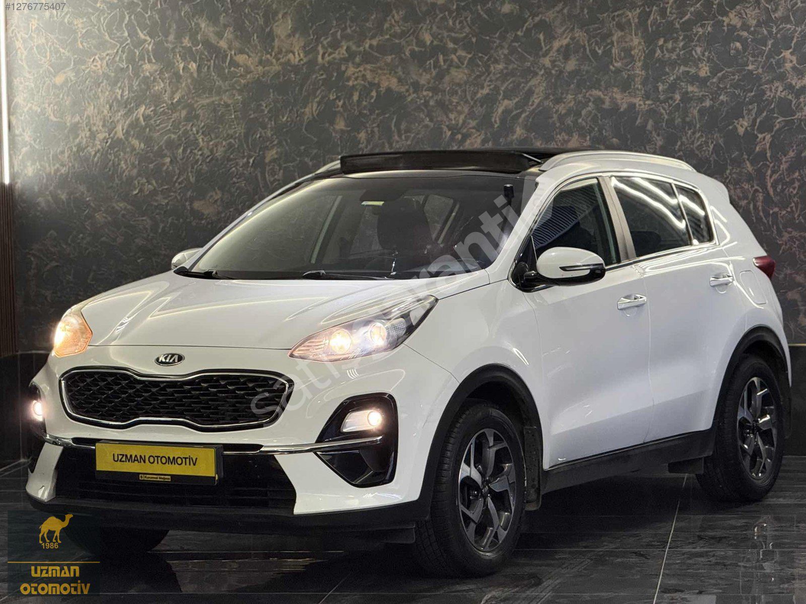 UZMAN OTOMOTİVDEN 2019 KİA SPORTAGE 1.6 CRDİ CAM TAVAN HATASIZ