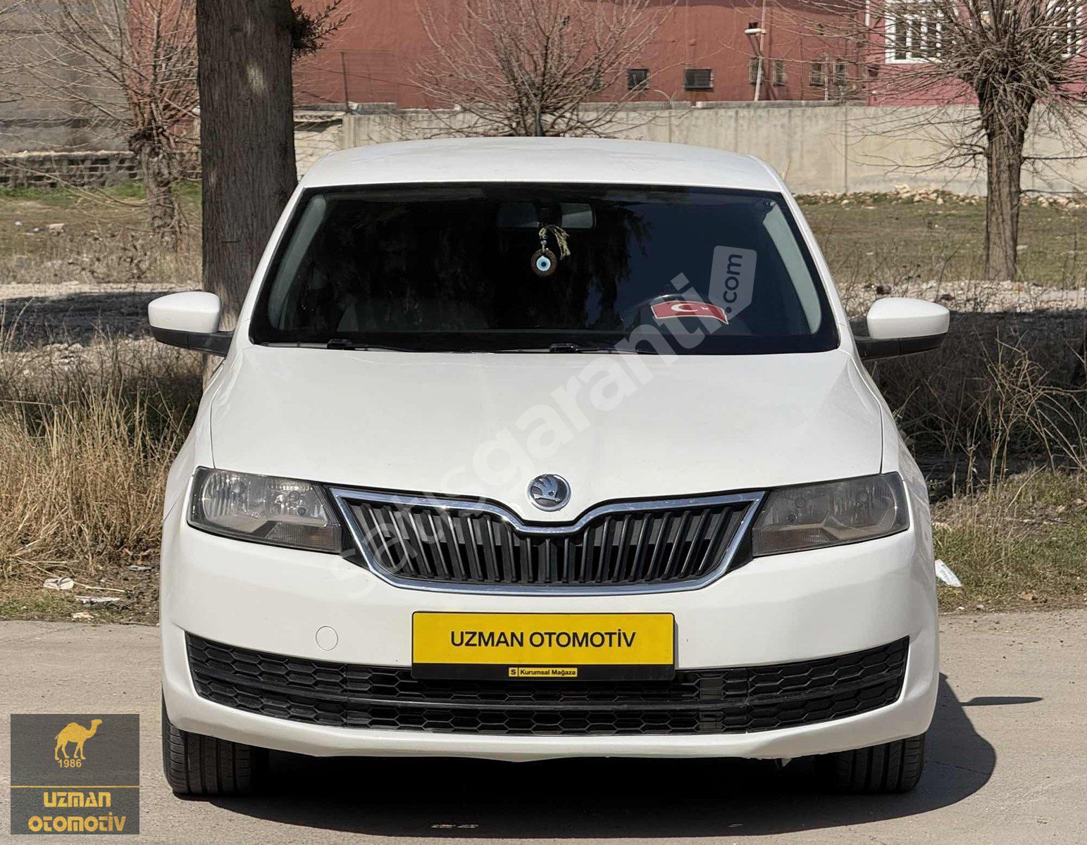 UZMAN OTOMOTİVDEN 2013 SKODA RAPİD 1.6 CR TDI AMBİTİON